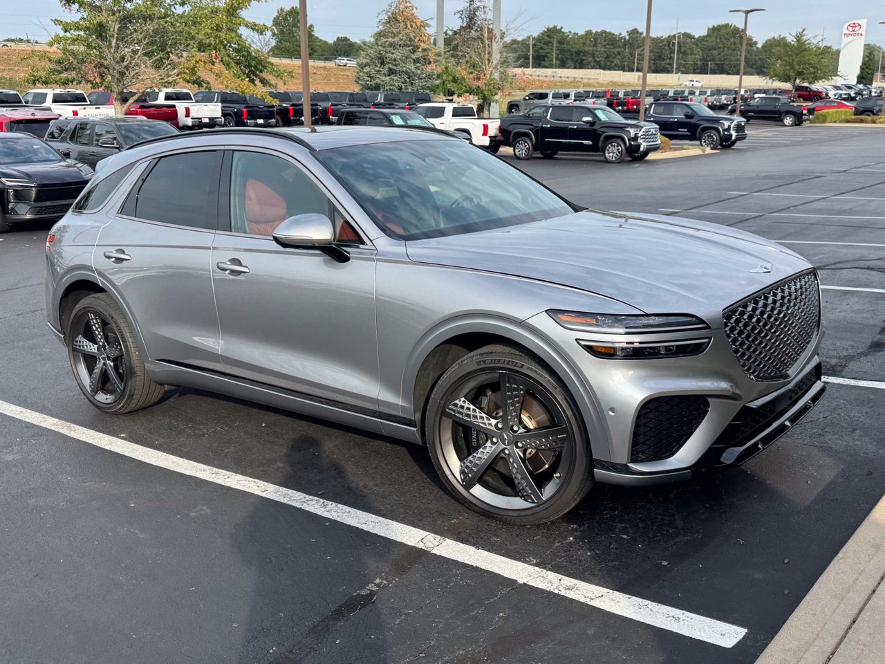 2025 GENESIS GV70