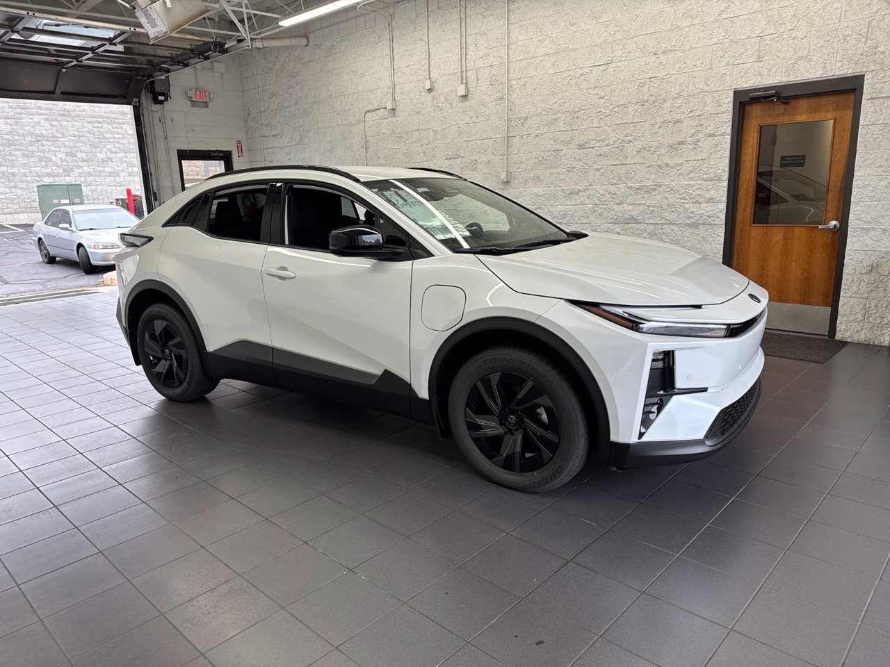 2026 Toyota C-HR SE SUV