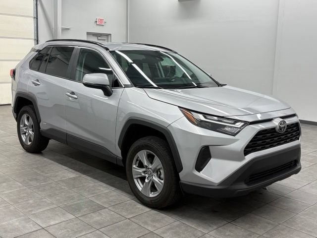 2025 Toyota RAV4 Hybrid SUV 