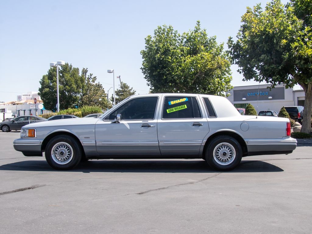 Used 1993 Lincoln Town Car Base California Sedan