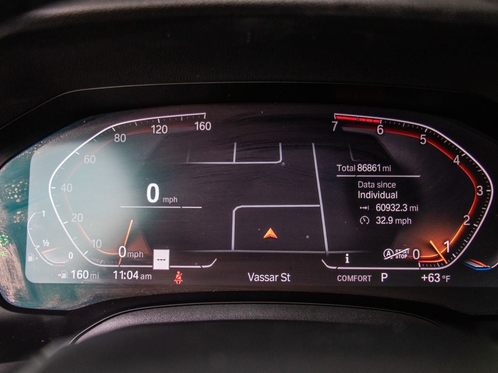 2022 BMW 3 Series 330i - Photo 14