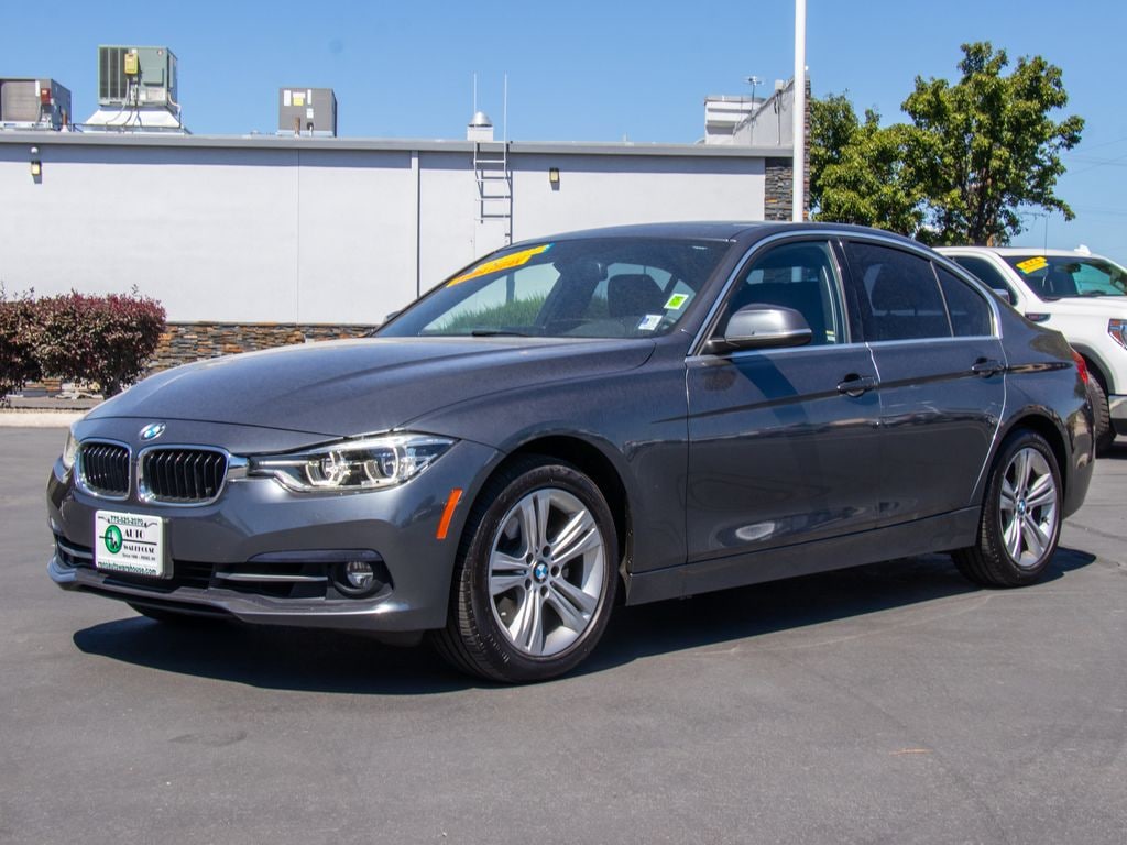 Used 2018 BMW 3 Series 330i Sedan