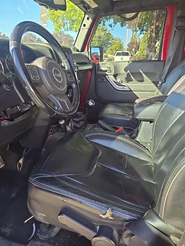 Used 2013 Jeep Wrangler Unlimited Sahara SUV