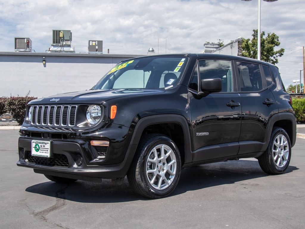 Used 2023 Jeep Renegade Latitude SUV