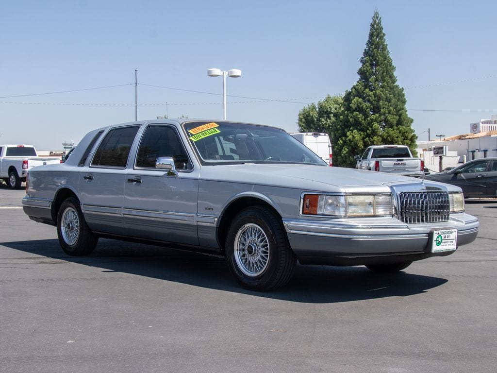 Used 1993 Lincoln Town Car Base California Sedan