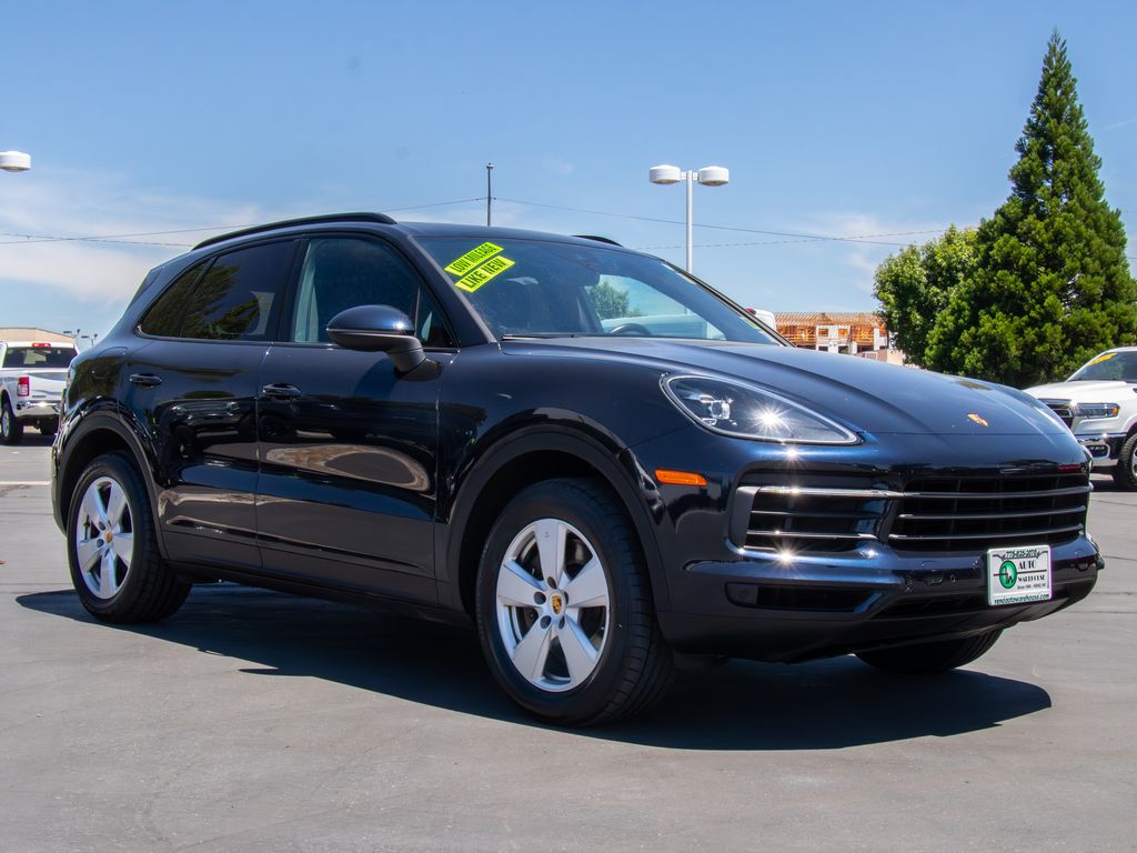 2022 Porsche Cayenne Base