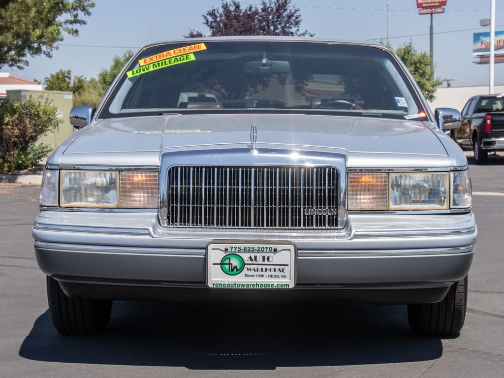 Used 1993 Lincoln Town Car Base California Sedan