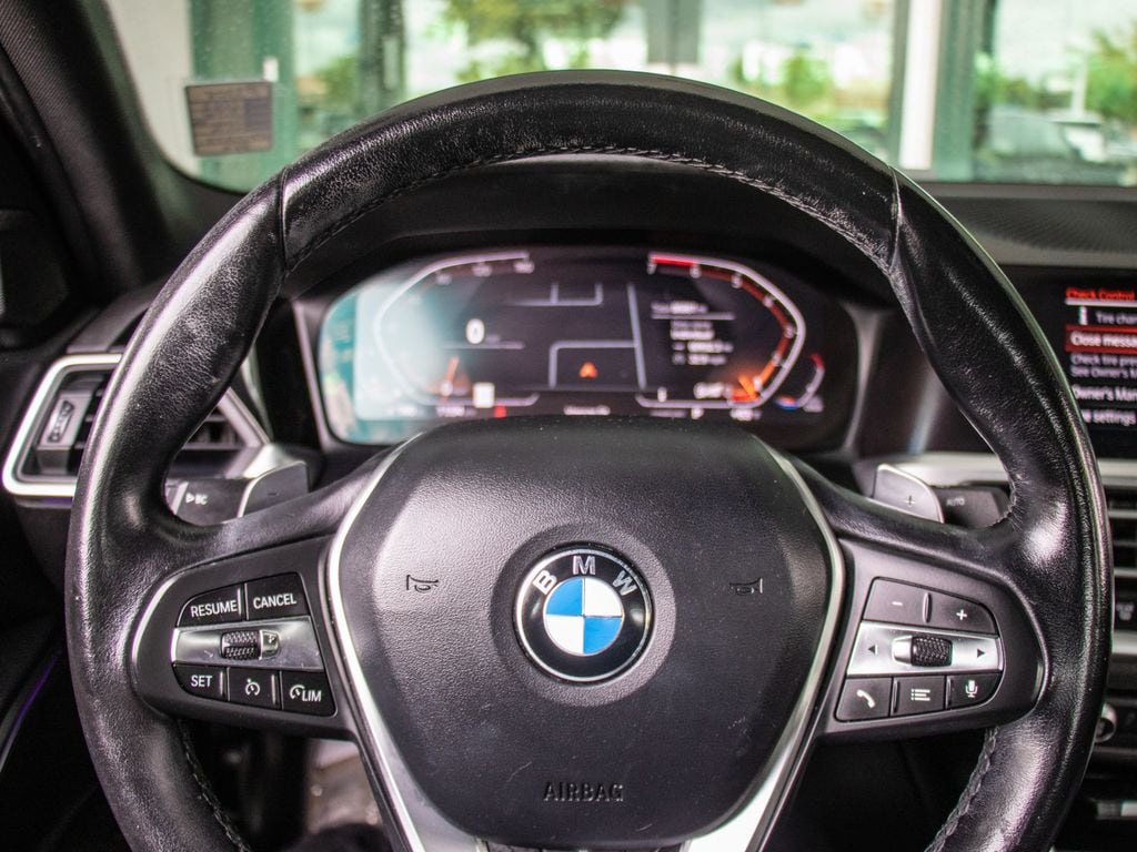 2022 BMW 3 Series 330i - Photo 13