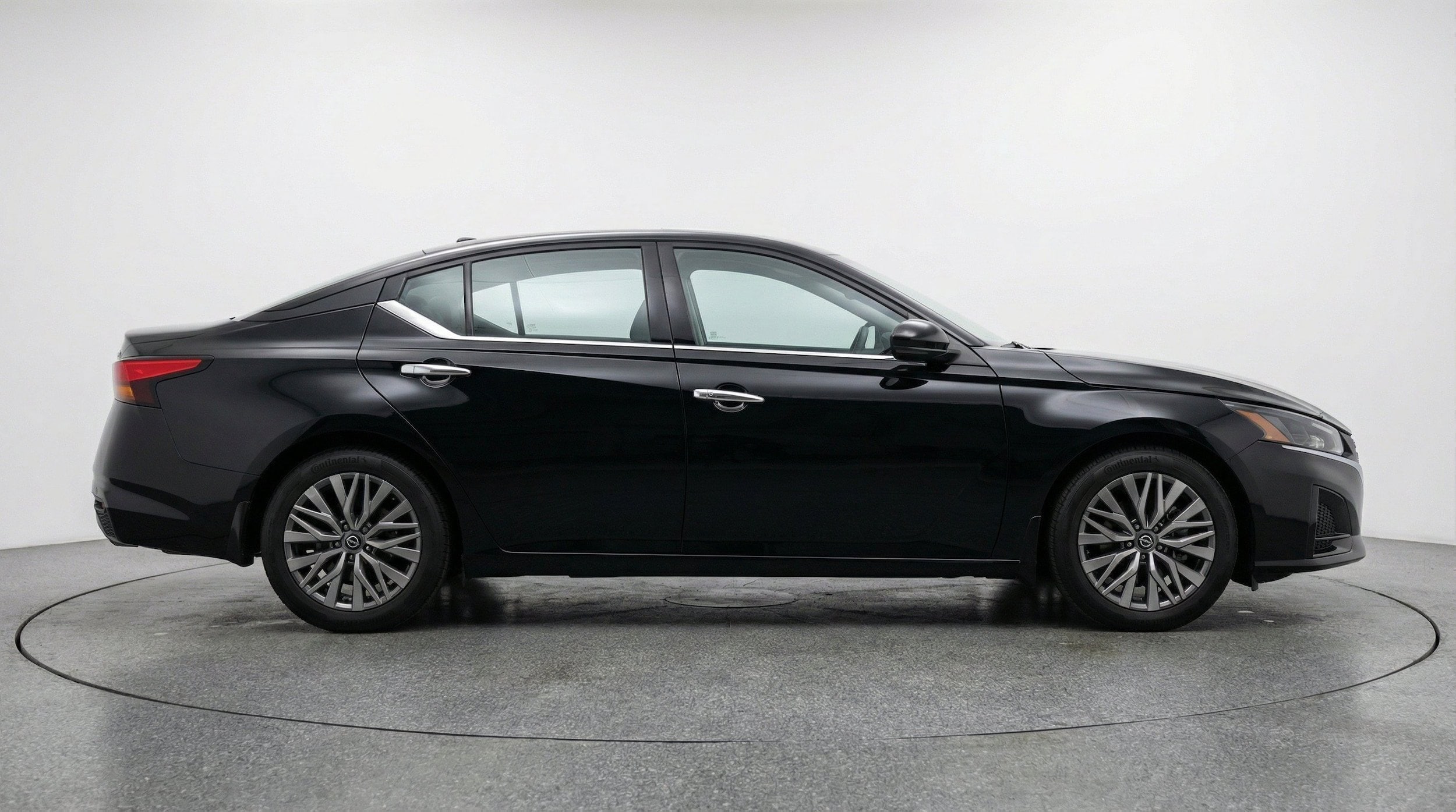 Thumbnail: 2025 Nissan Altima - 11