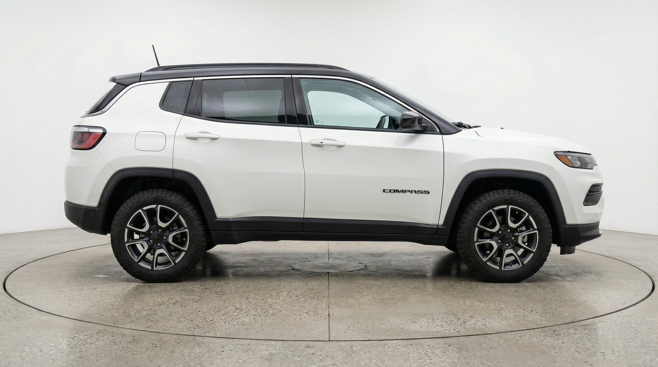 Thumbnail: 2025 Jeep Compass - 11