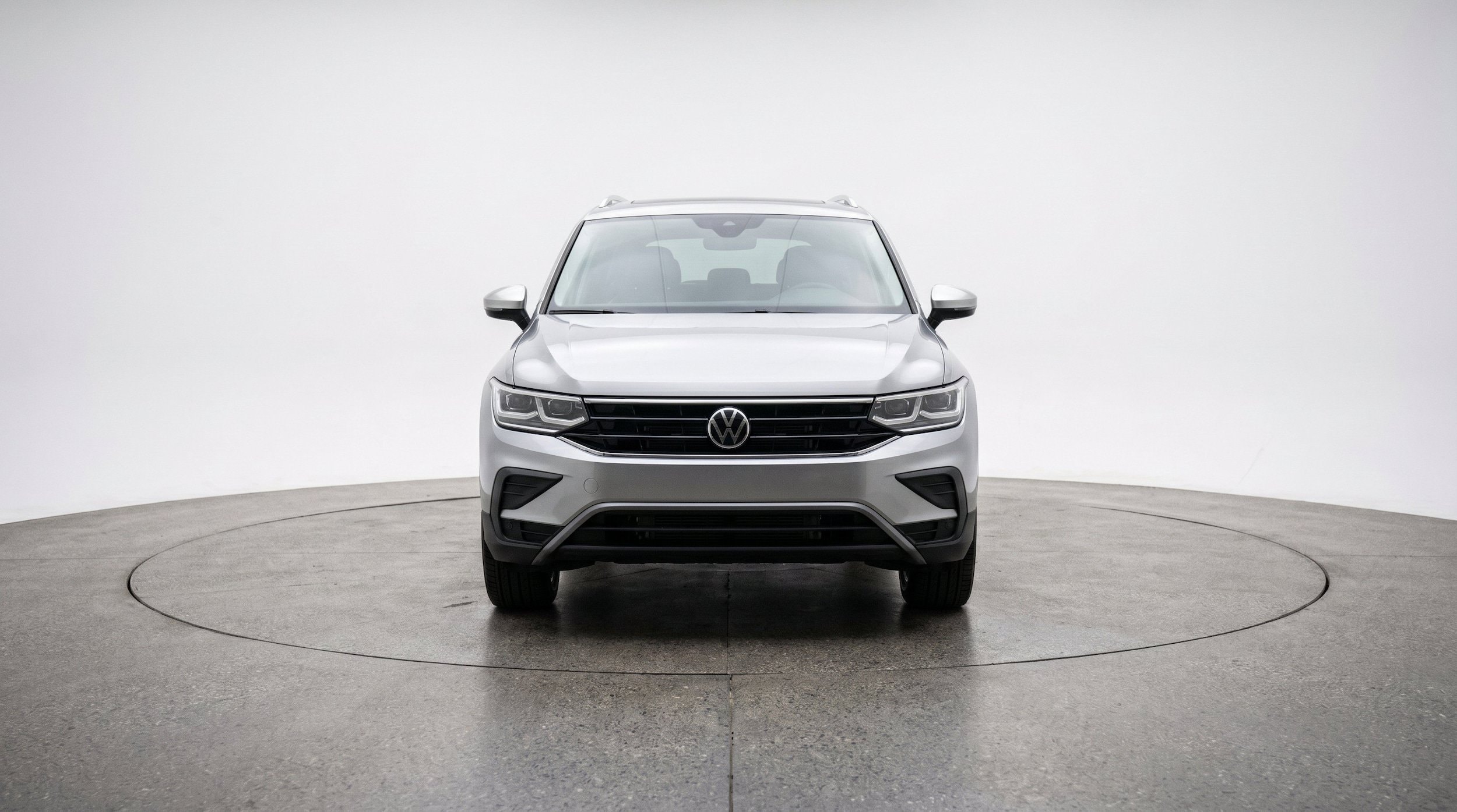 Thumbnail: 2026 Volkswagen Tiguan - 2