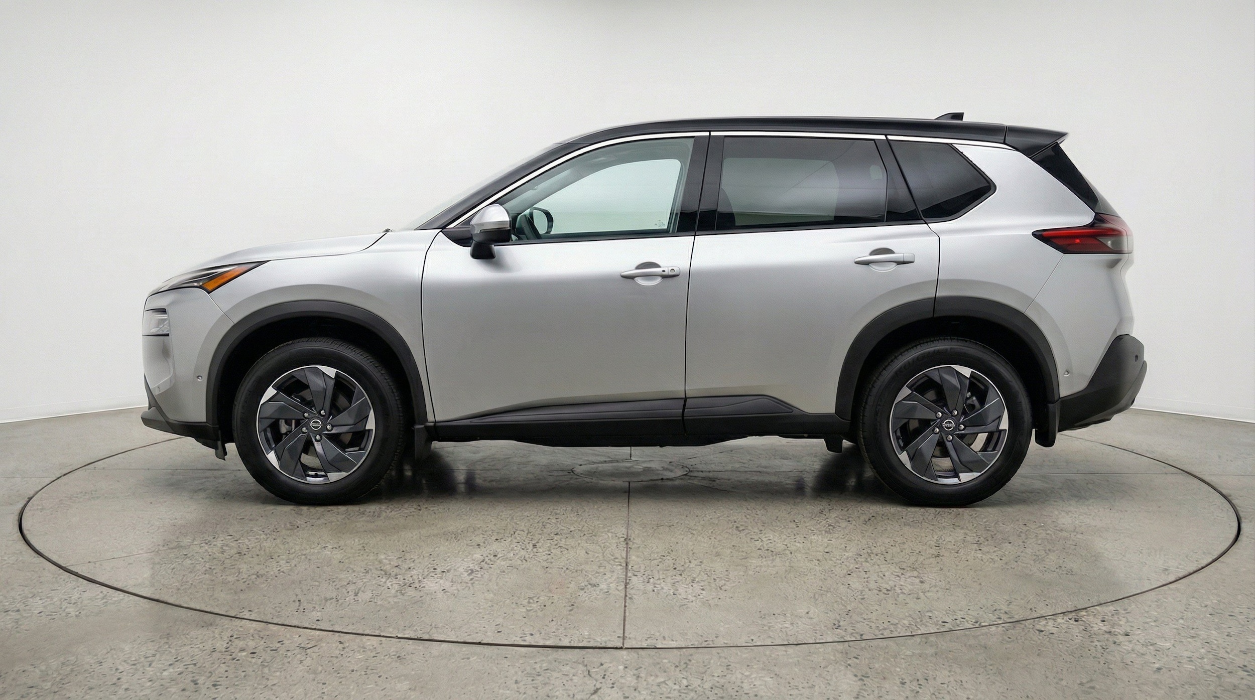 Thumbnail: 2025 Nissan Rogue - 5