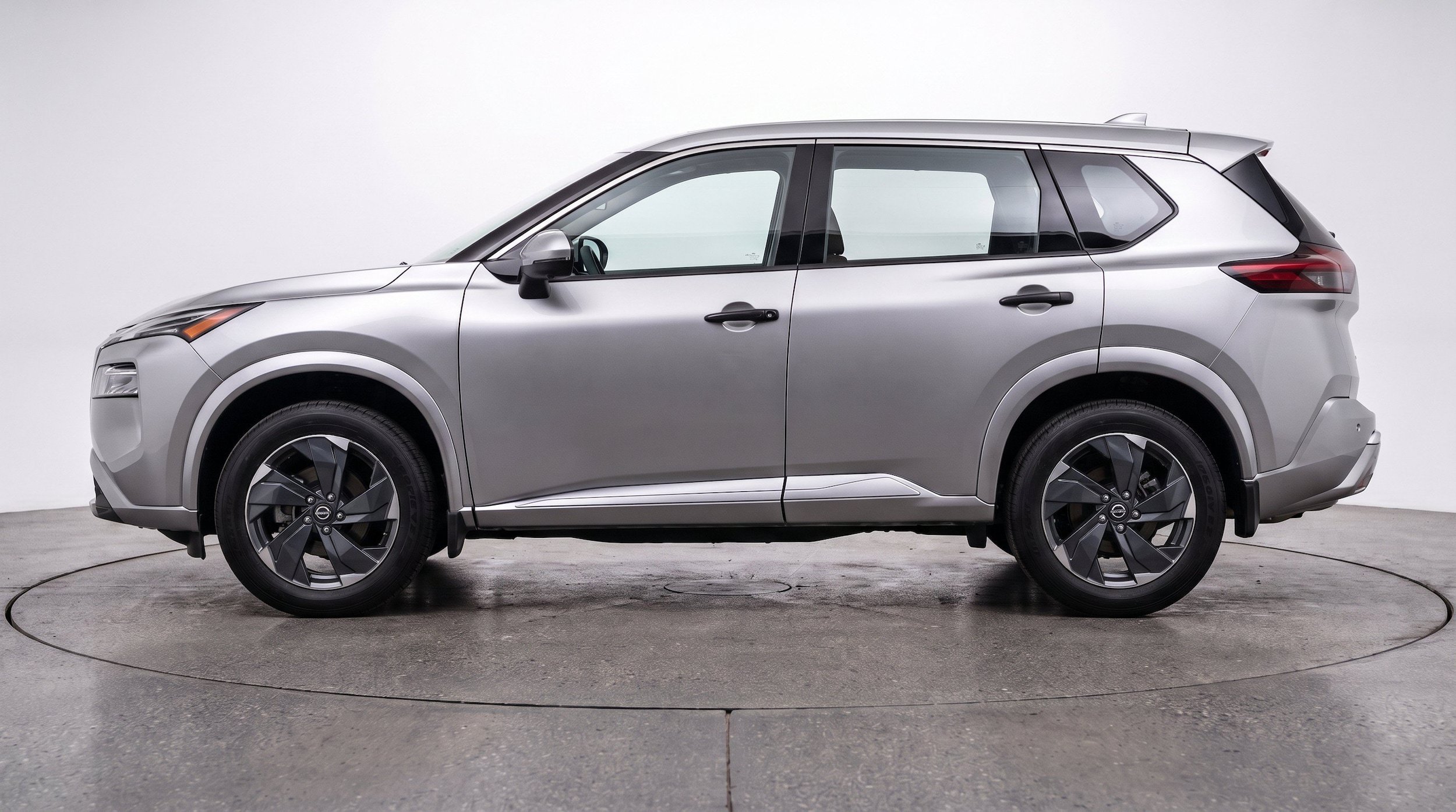 Thumbnail: 2025 Nissan Rogue - 5