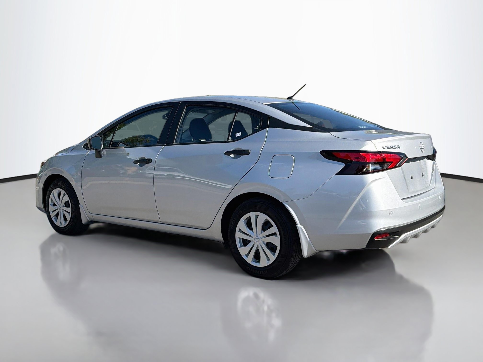 Used 2025 Nissan Versa S 4dr Car