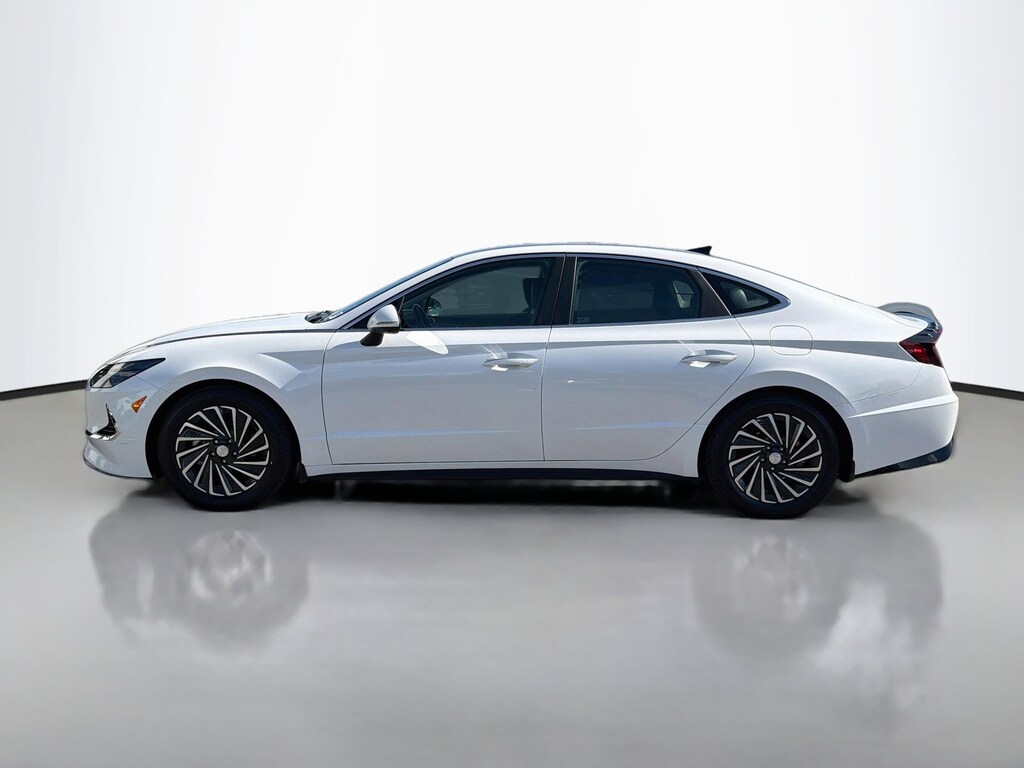 Used 2021 Hyundai Sonata Hybrid Limited 4dr Car