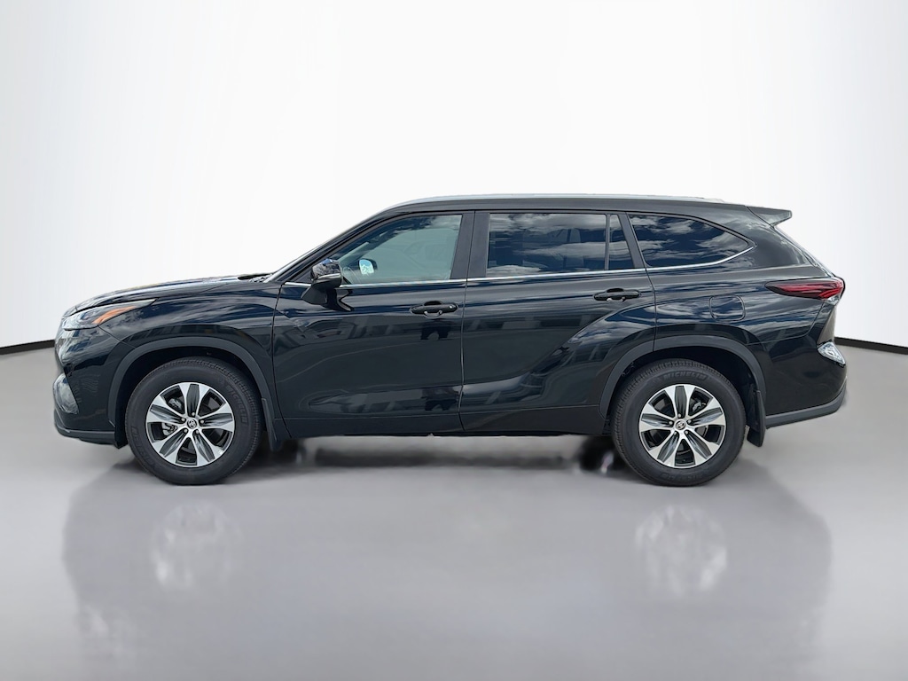 Certified 2026 Toyota Highlander XLE SUV
