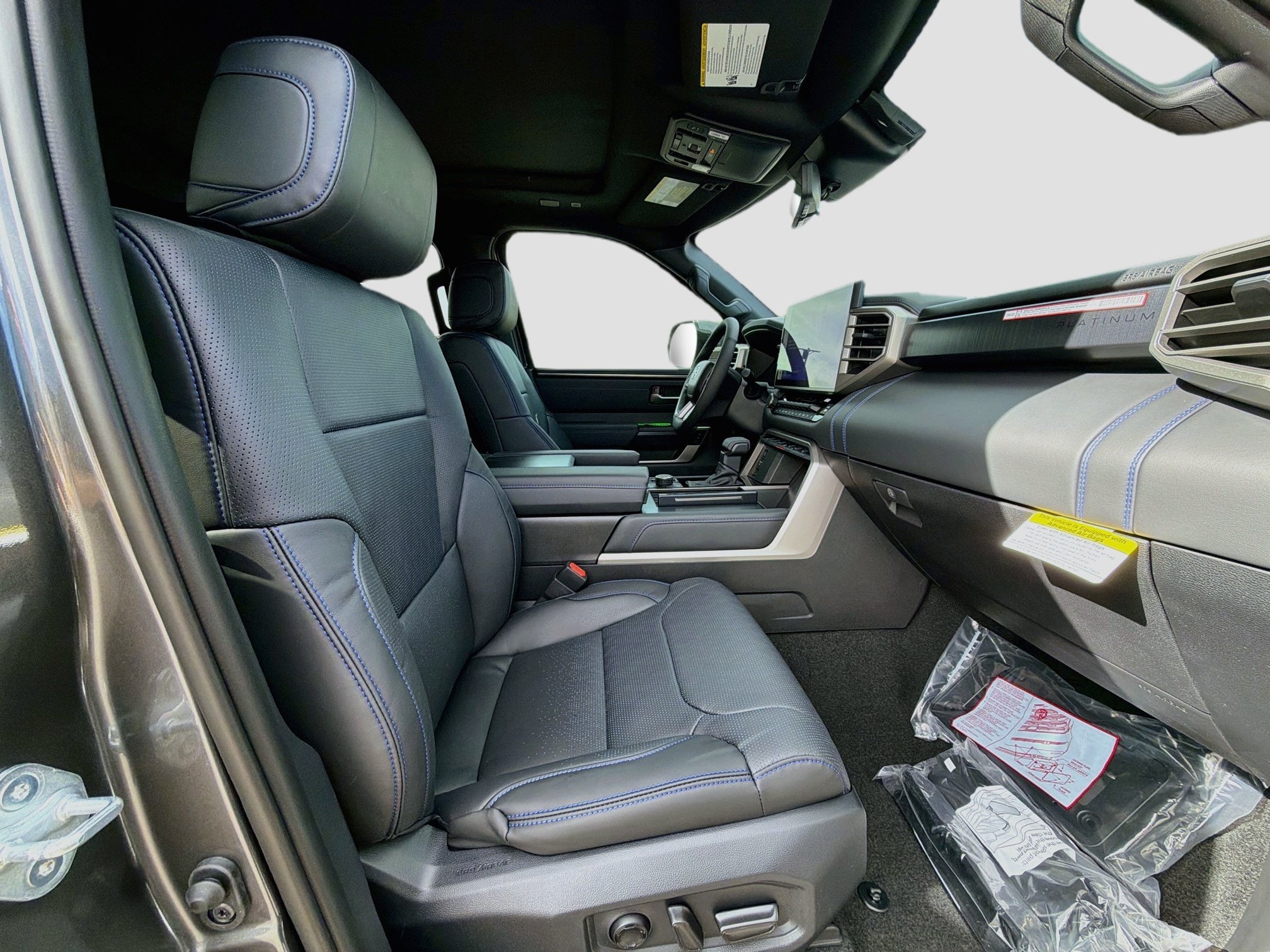 2026 Toyota Sequoia Platinum - Photo 25