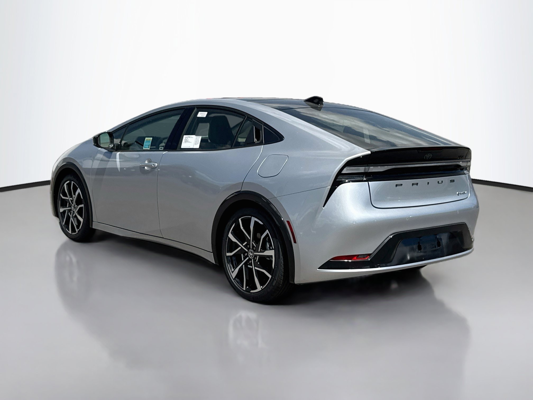 Certified 2026 Toyota Prius Plug-In Hybrid XSE Hatchback