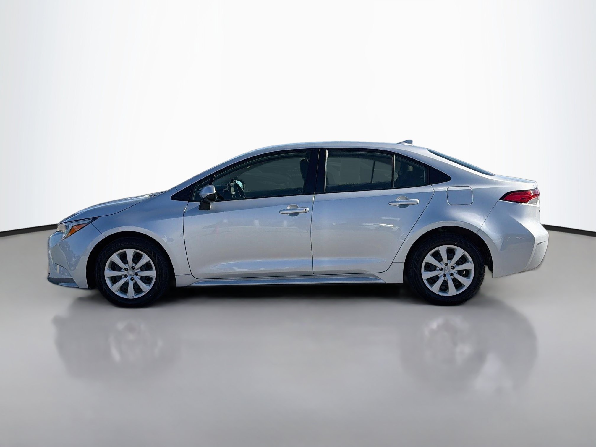 Certified 2025 Toyota Corolla Hybrid LE Sedan