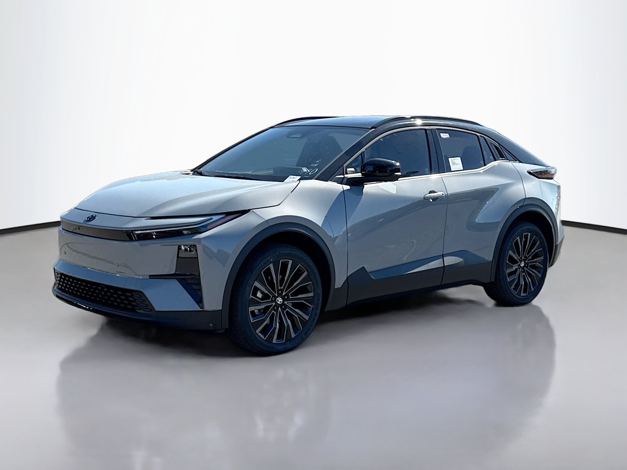 2026 Toyota C-HR XSE - Photo 4