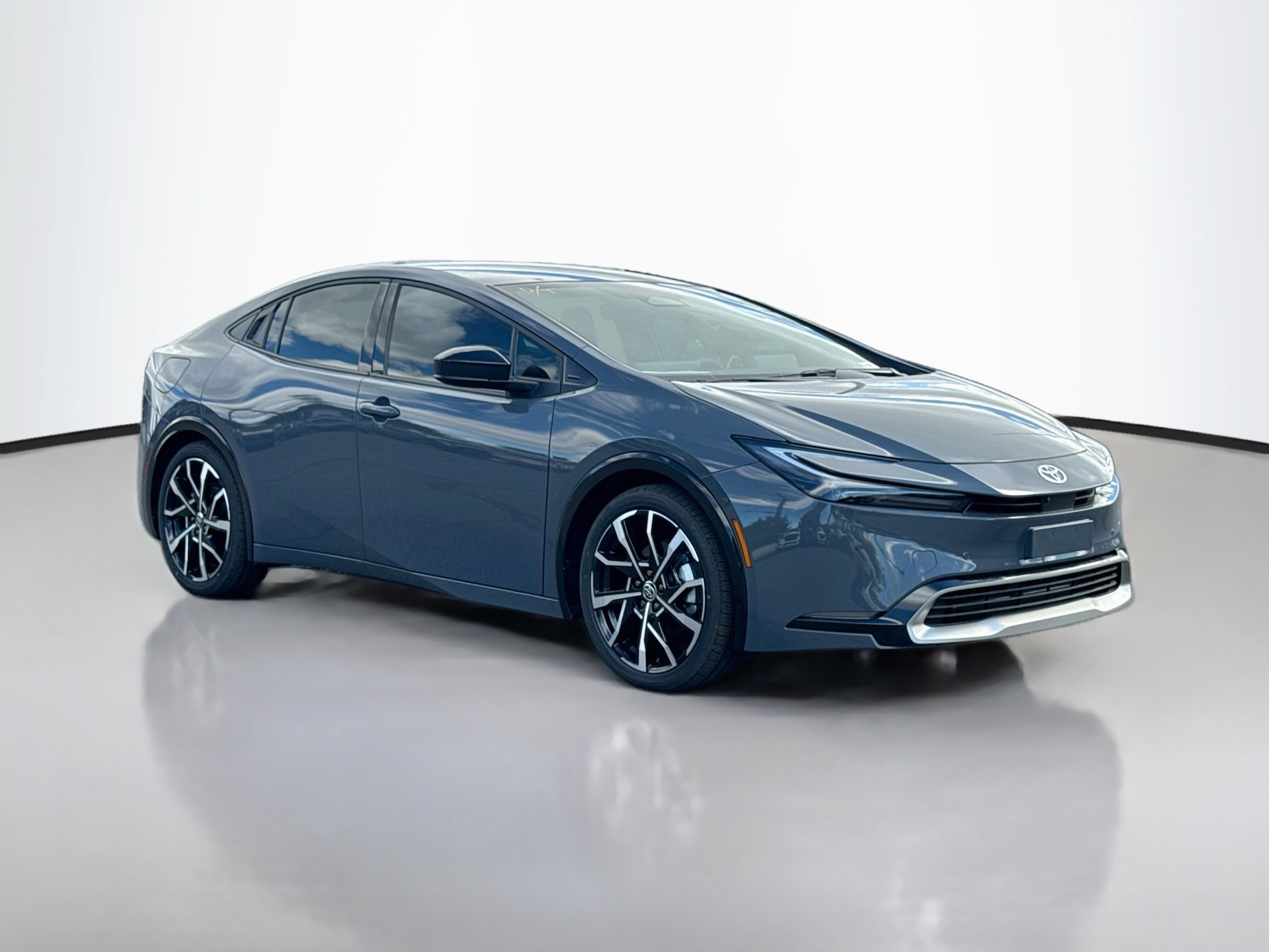  Toyota Prius Plug-in Hybrid