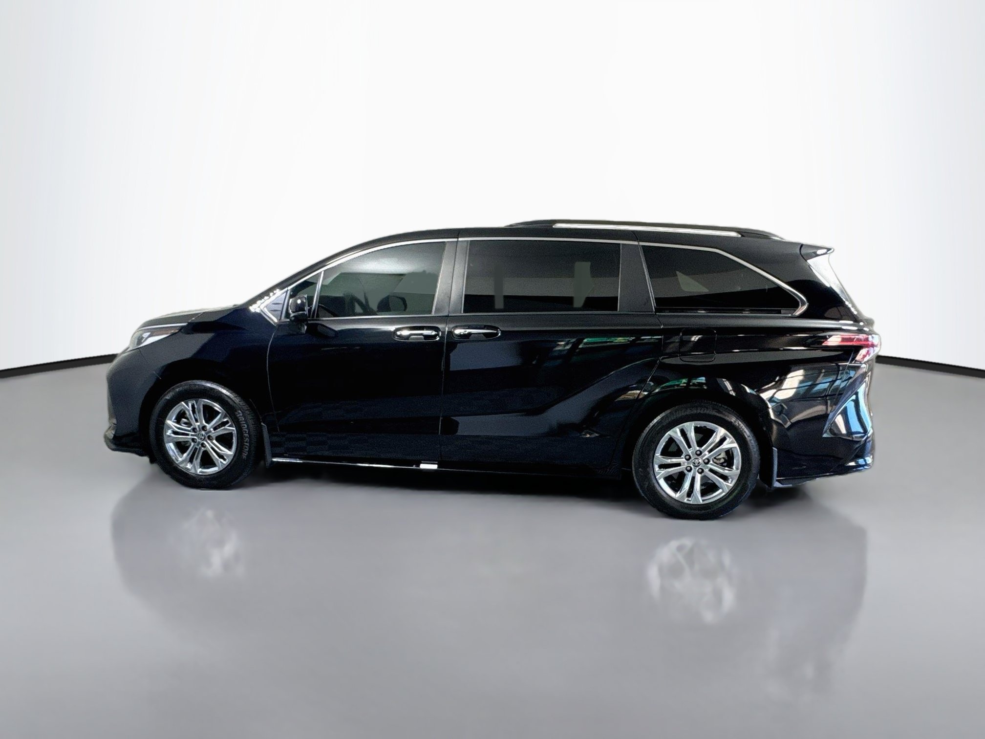 Certified 2023 Toyota Sienna XSE Van Passenger Van