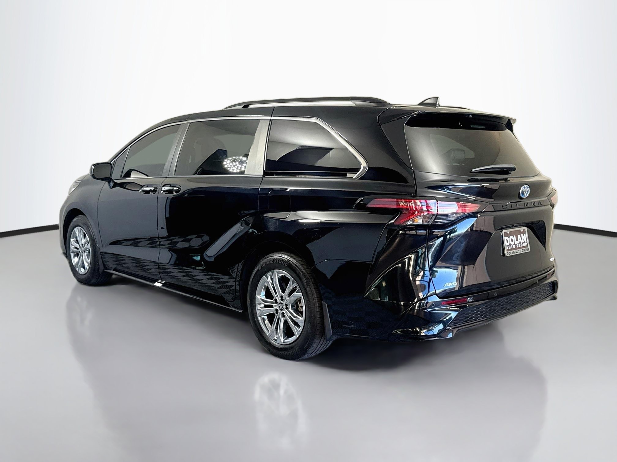 Certified 2023 Toyota Sienna XSE Van Passenger Van