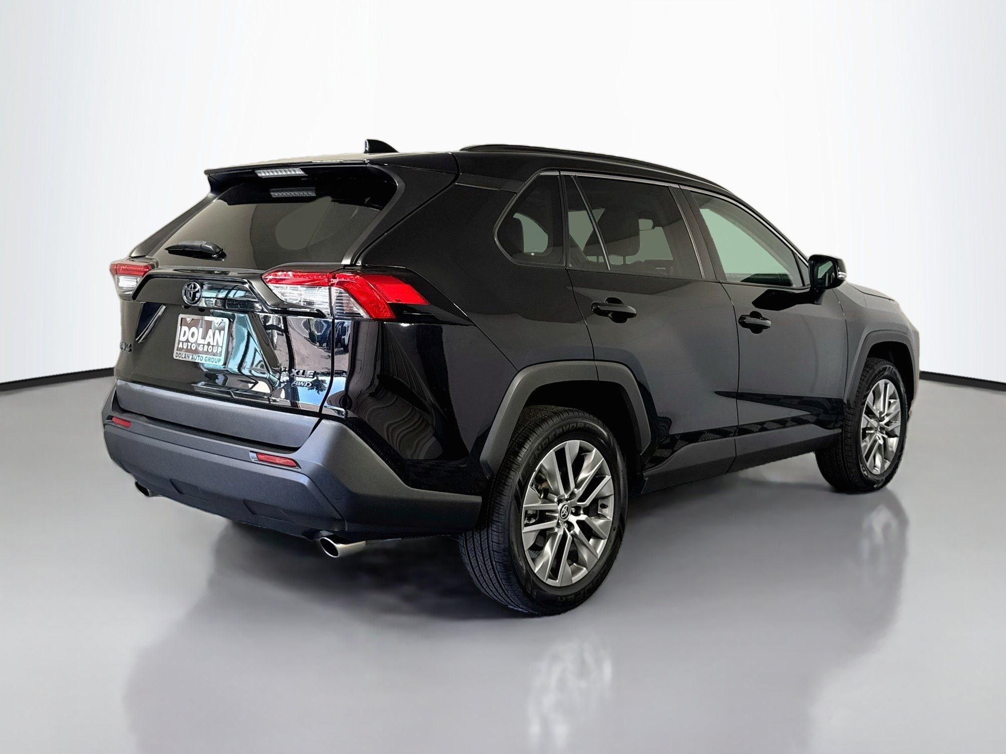 2023 Toyota RAV4 XLE Premium - Photo 35