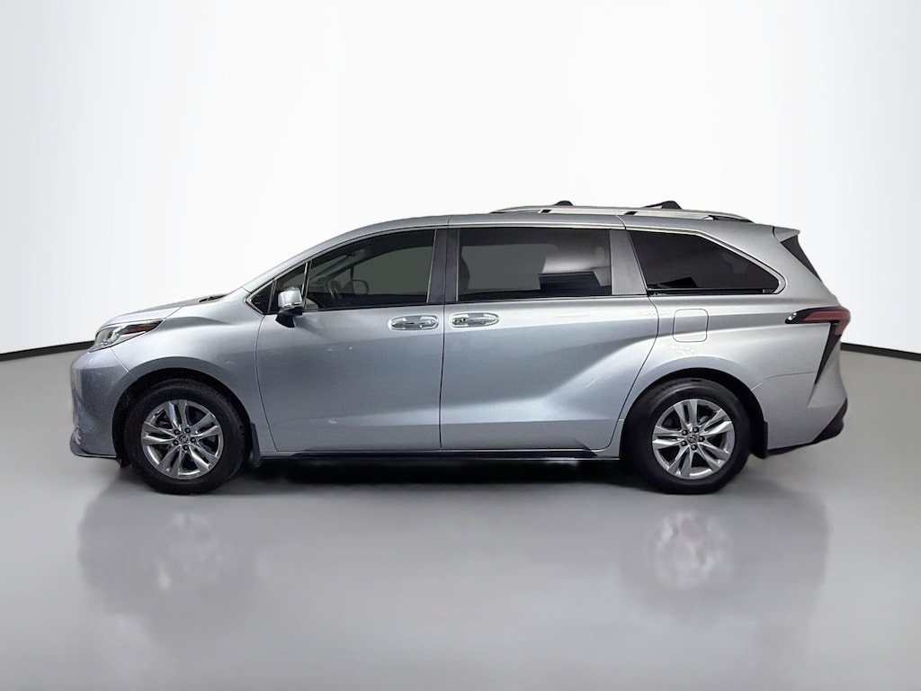 Certified 2025 Toyota Sienna Limited Passenger Van