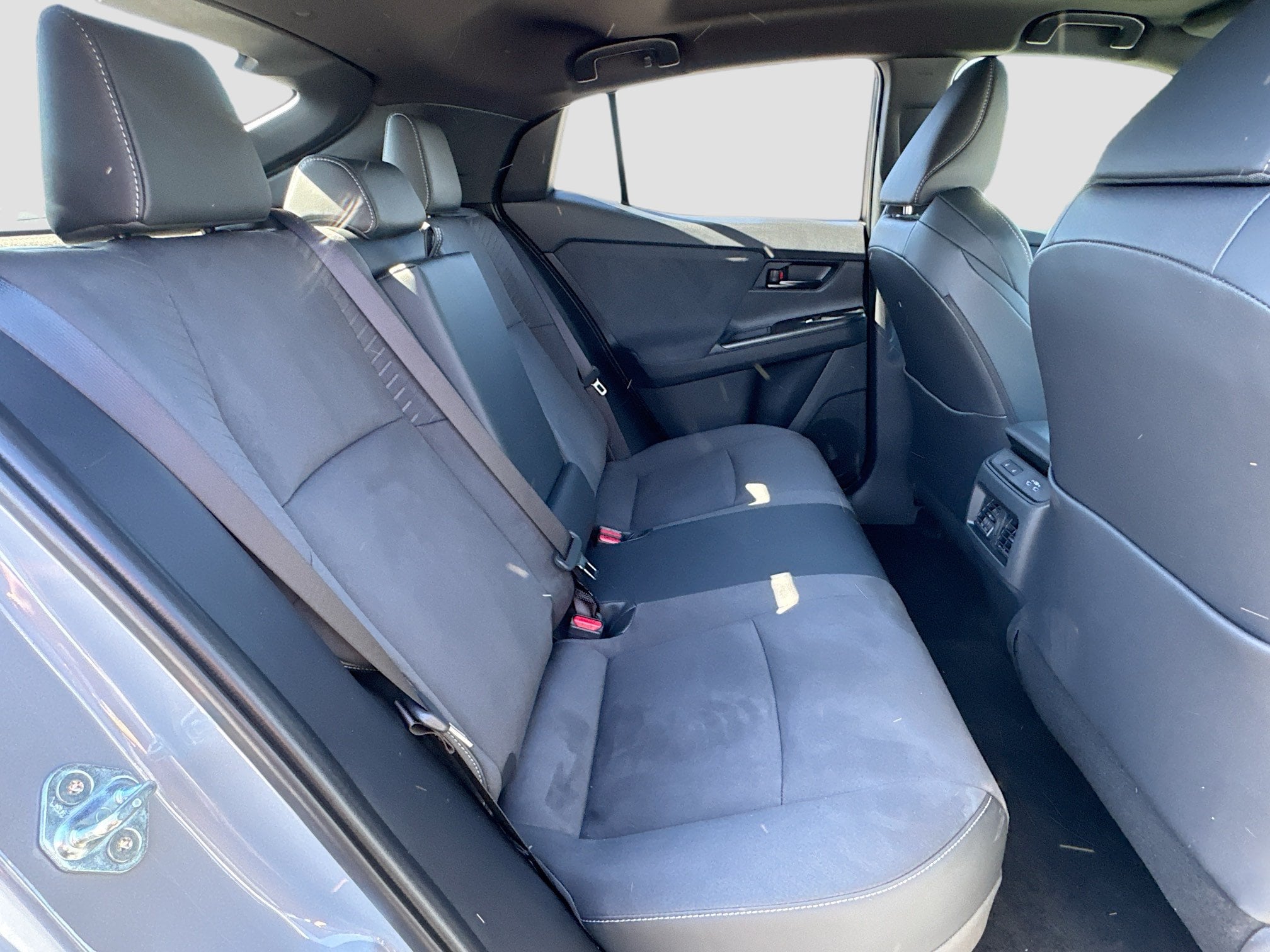 2026 Toyota C-HR XSE - Photo 25