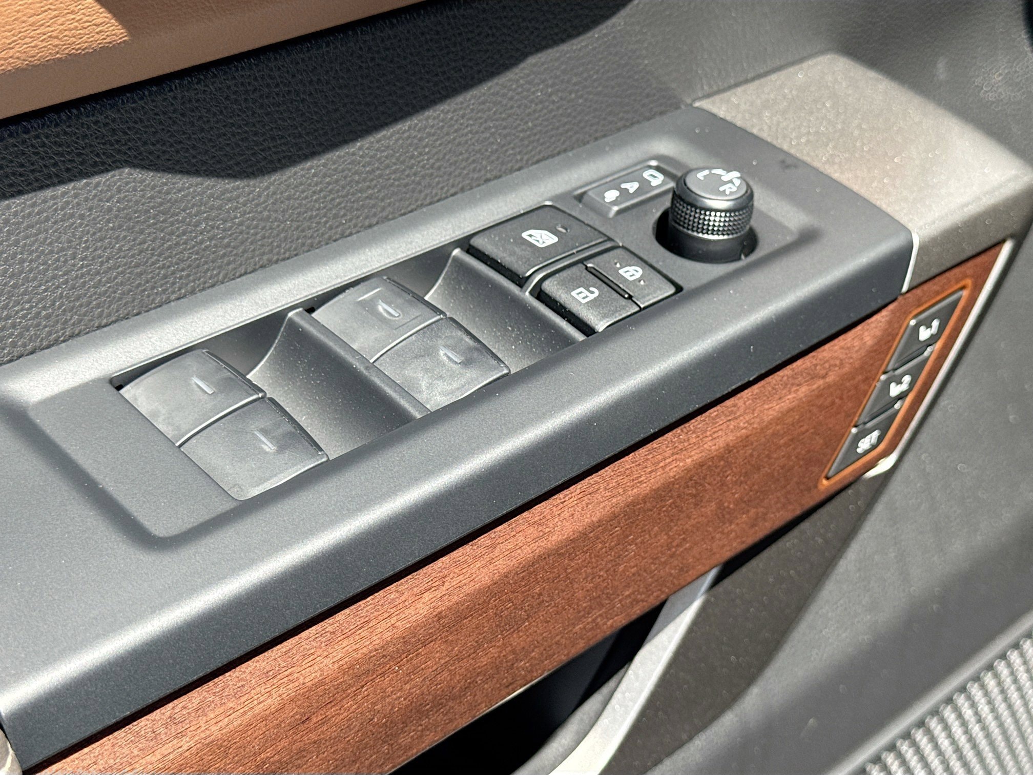 2026 Toyota Tundra 1794 Edition - Photo 35