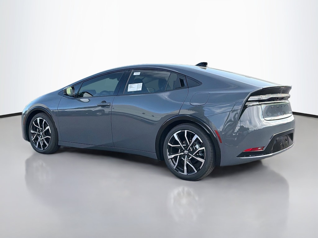 New 2027 Toyota Prius Plug-in Hybrid XSE Hatchback
