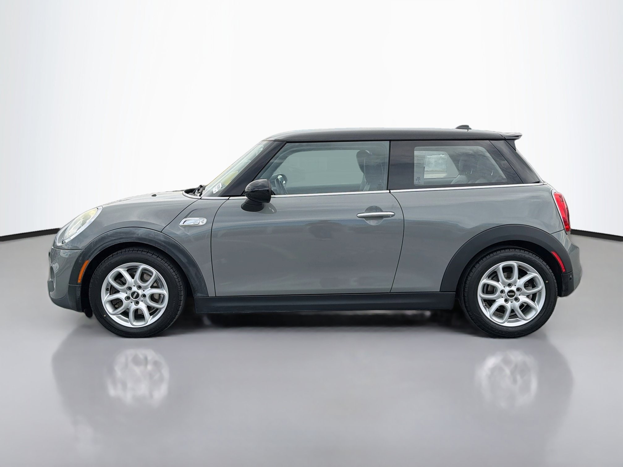 Used 2015 MINI Cooper S with VIN WMWXP7C57F2A39112 for sale in Reno, NV
