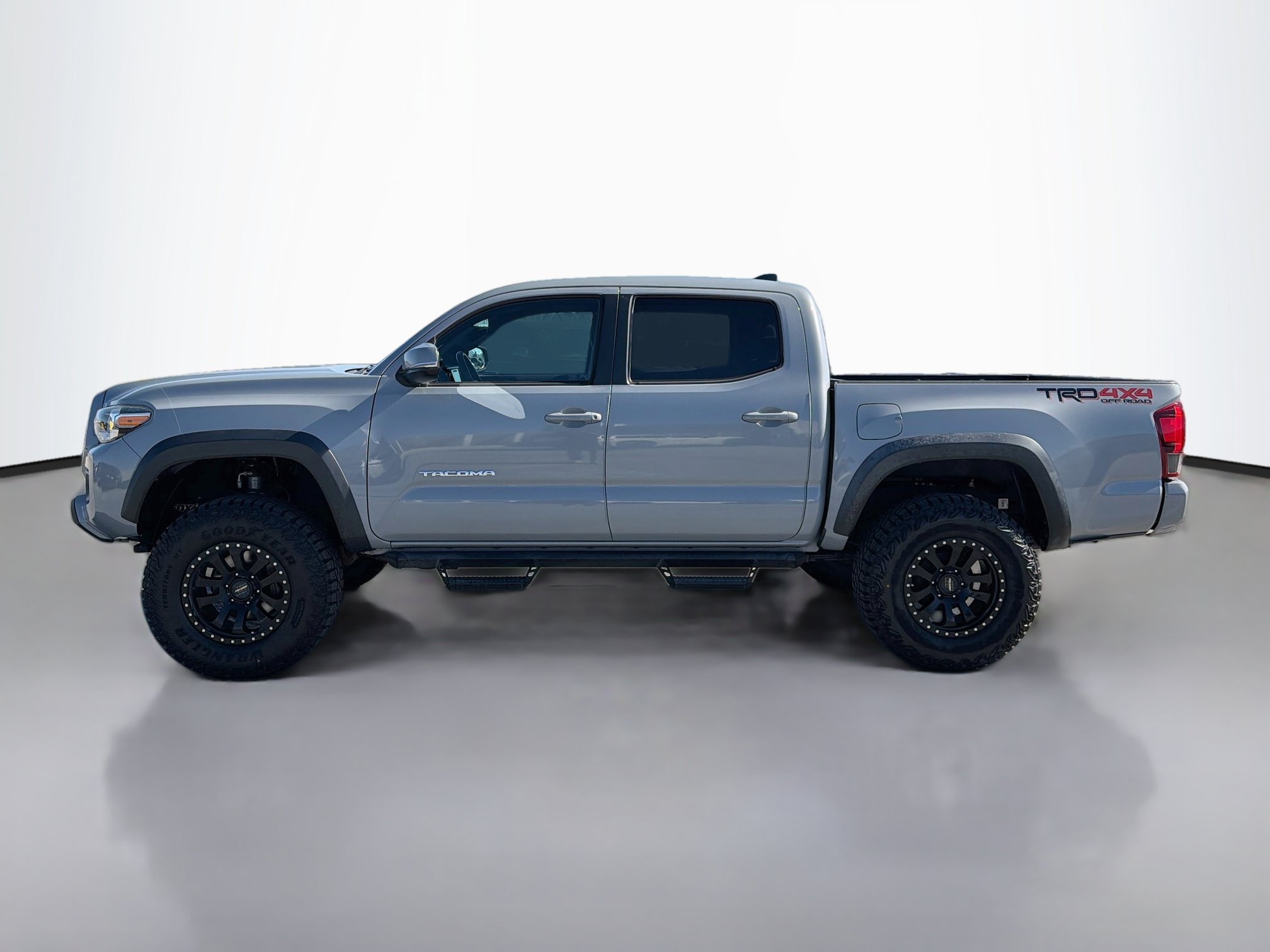 Used 2018 Toyota Tacoma TRD Off-Road Truck