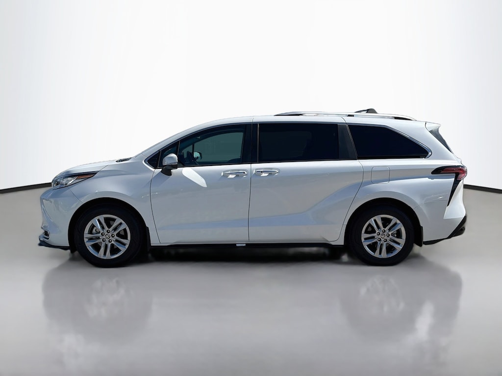 Certified 2024 Toyota Sienna Limited Passenger Van