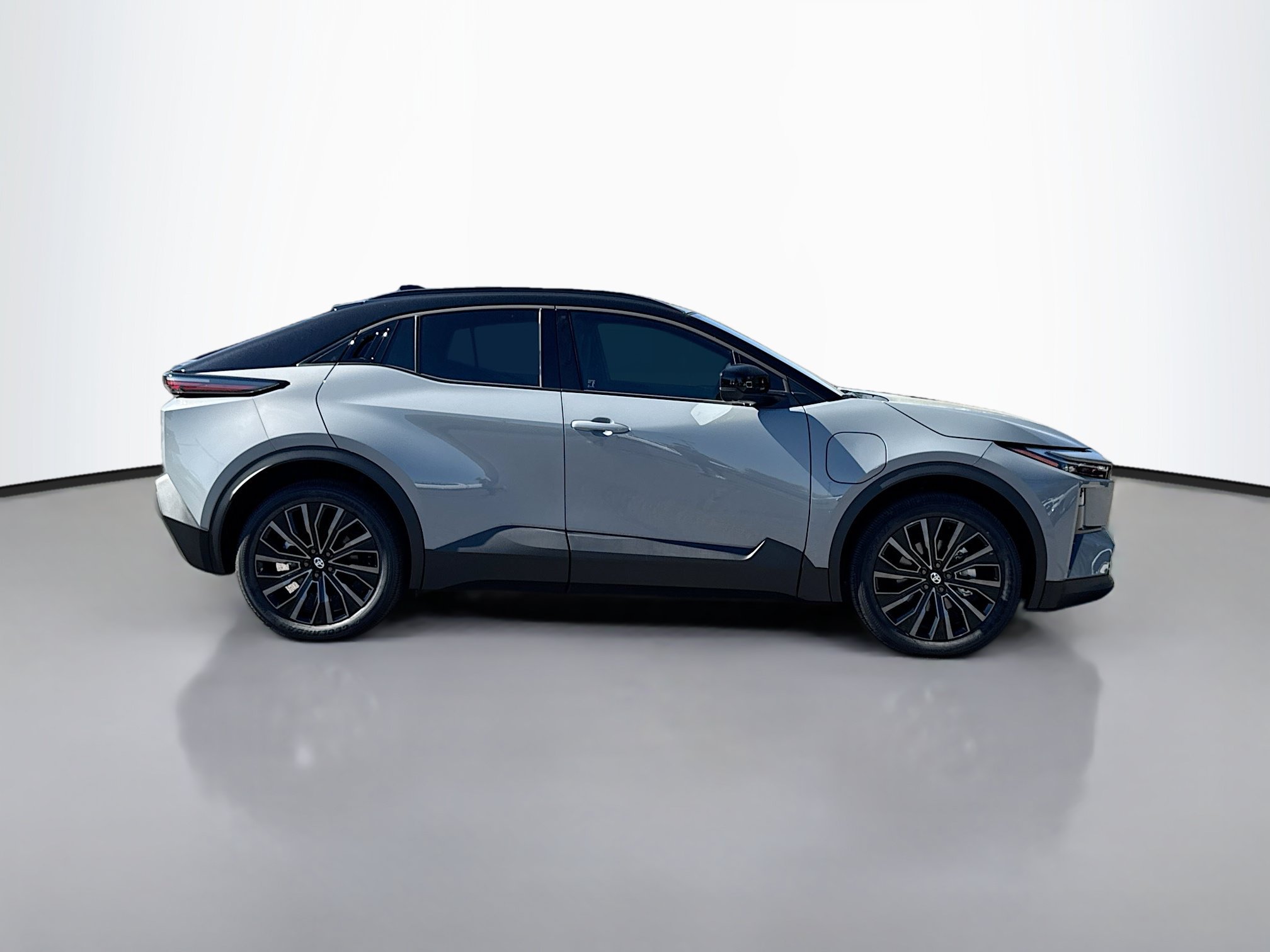2026 Toyota C-HR XSE - Photo 21