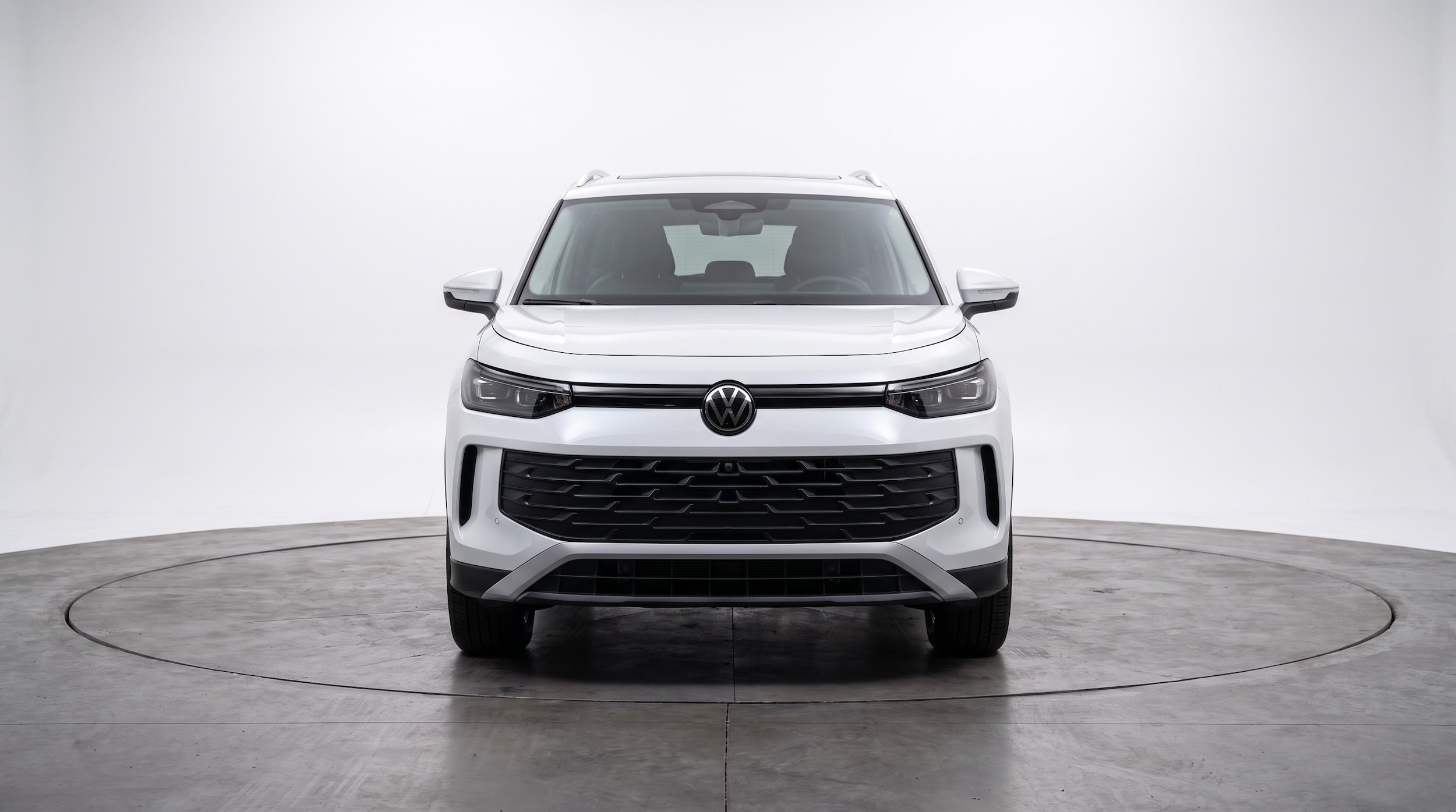 Thumbnail: 2026 Volkswagen Tiguan - 2