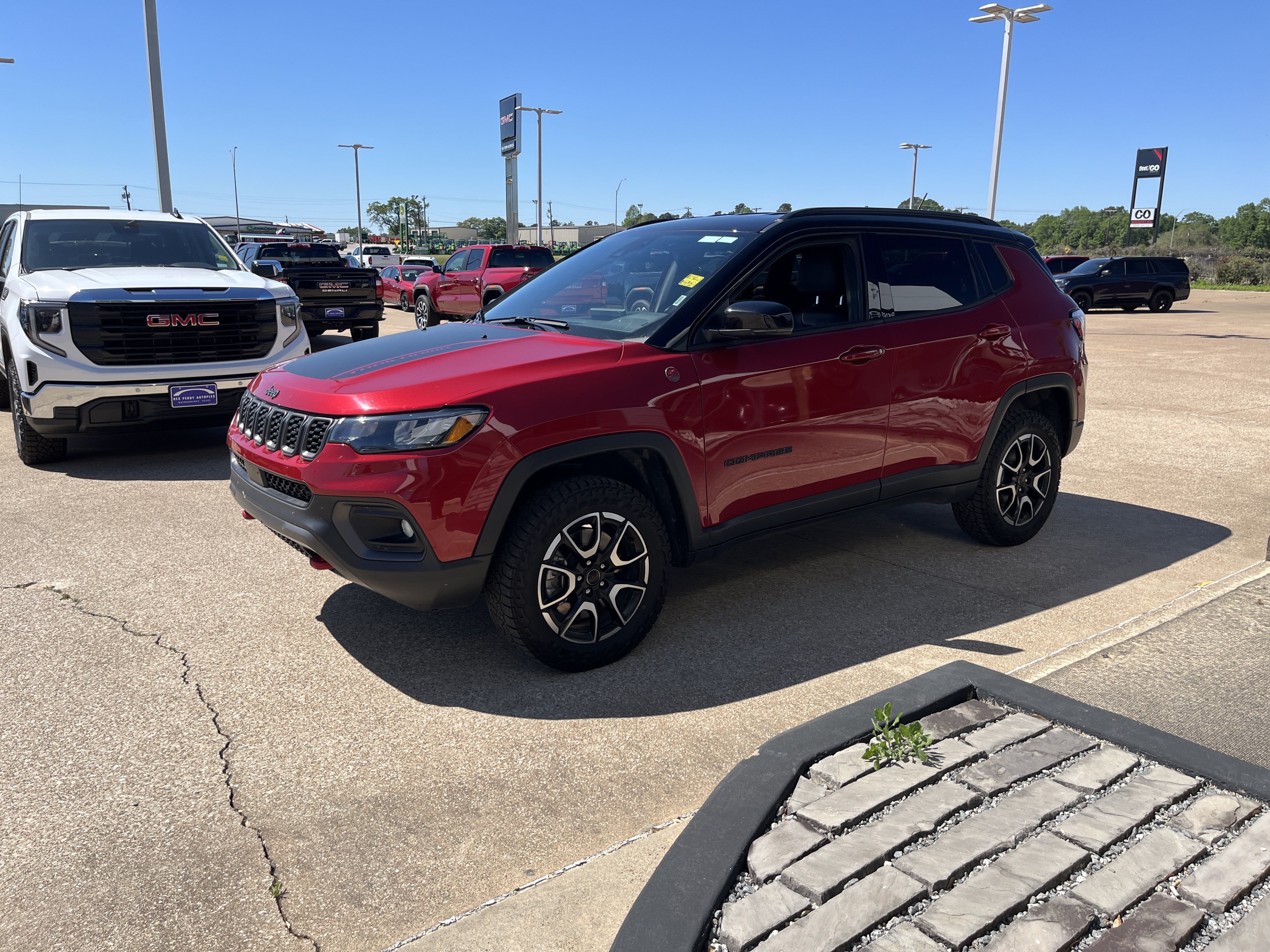 2025 Jeep Compass Trailhawk