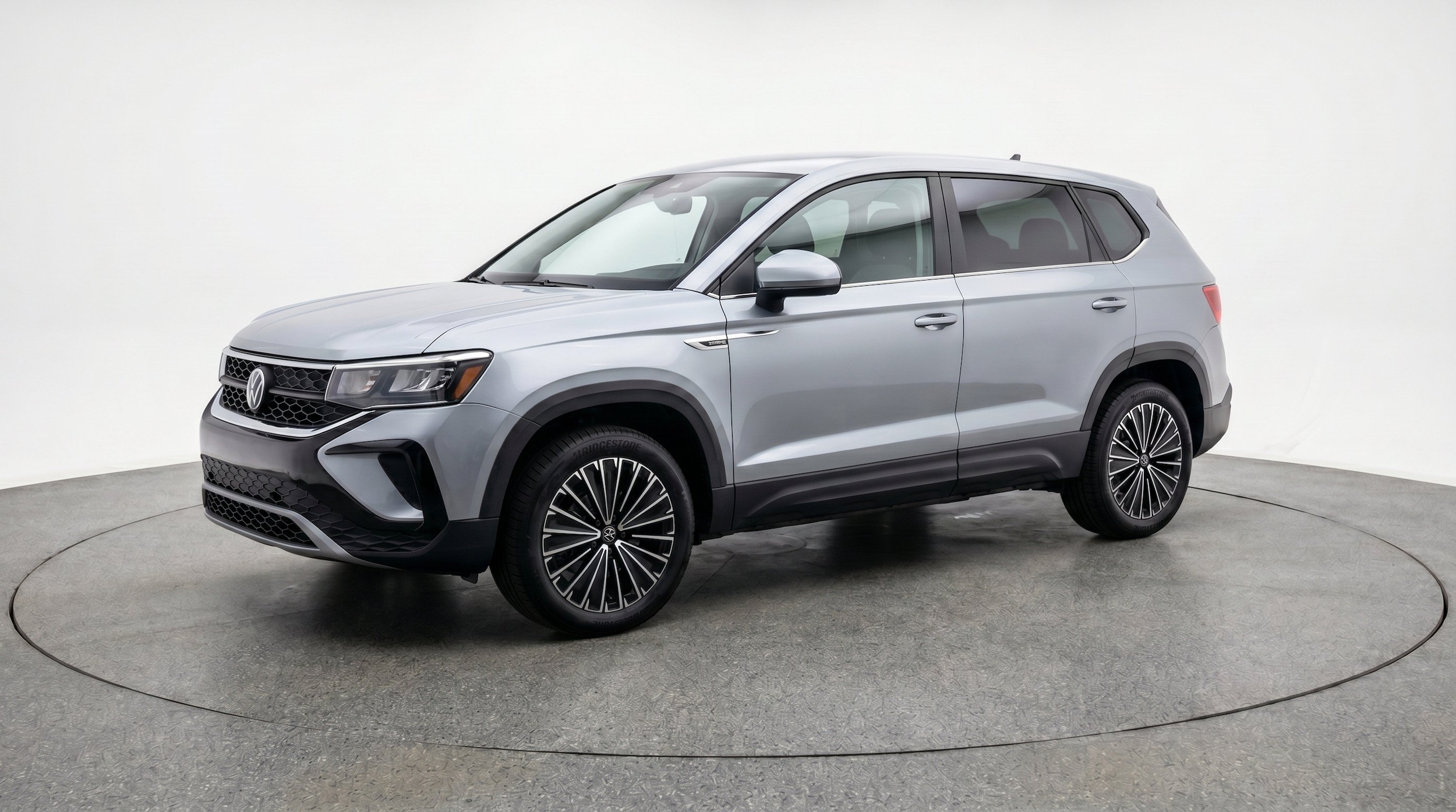 Thumbnail: 2026 Volkswagen Taos - 3