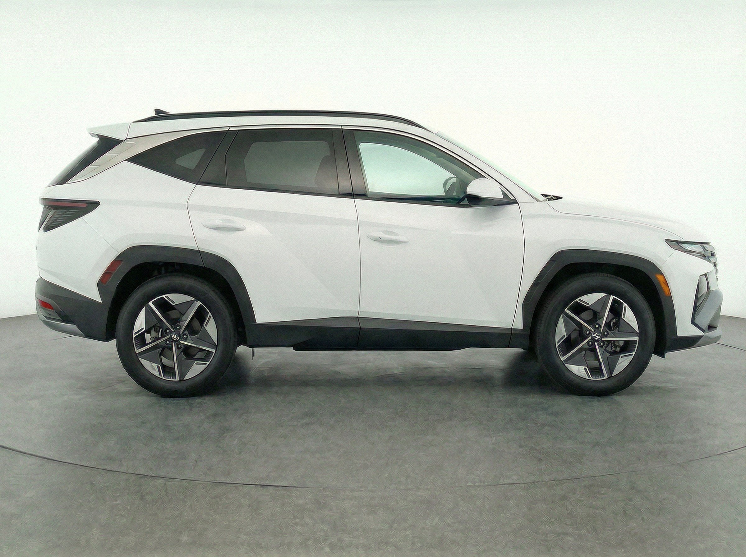 Thumbnail: 2025 Hyundai Tucson - 11