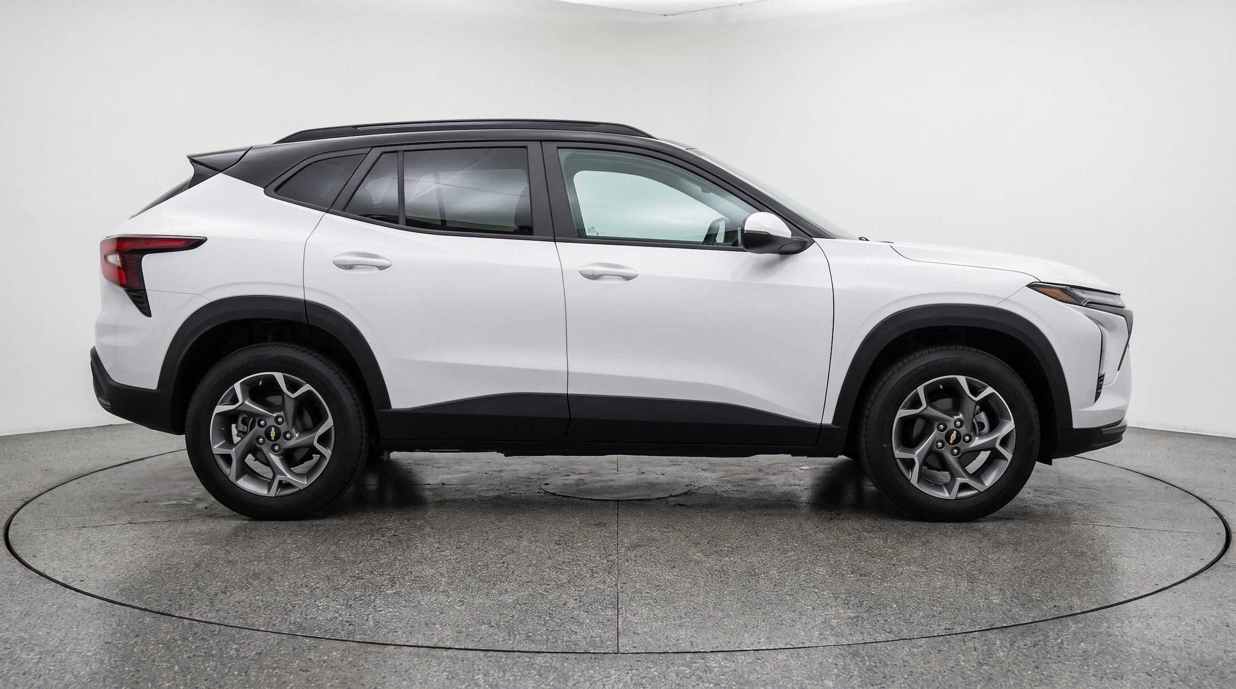 Thumbnail: 2025 Chevrolet Trax - 10