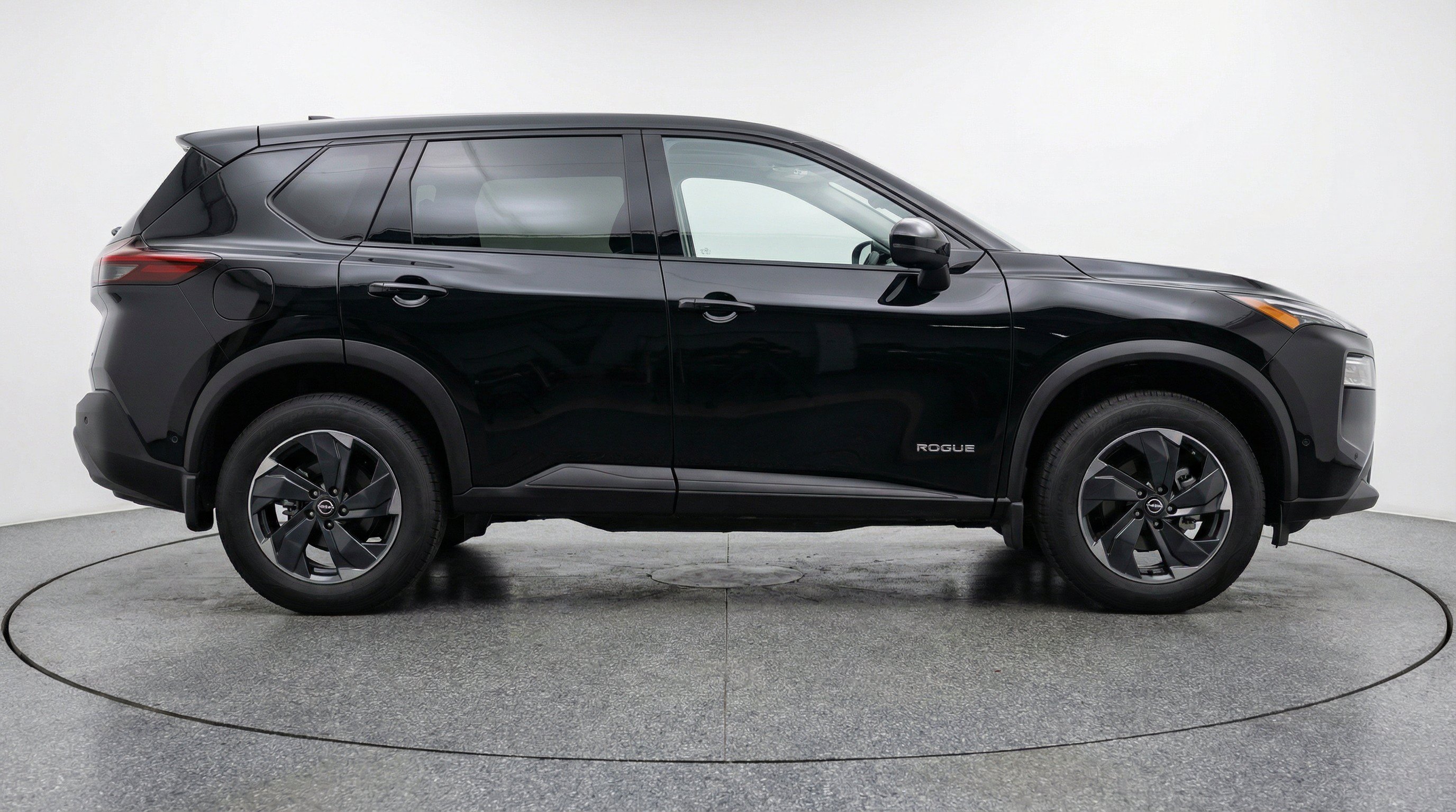 Thumbnail: 2025 Nissan Rogue - 10