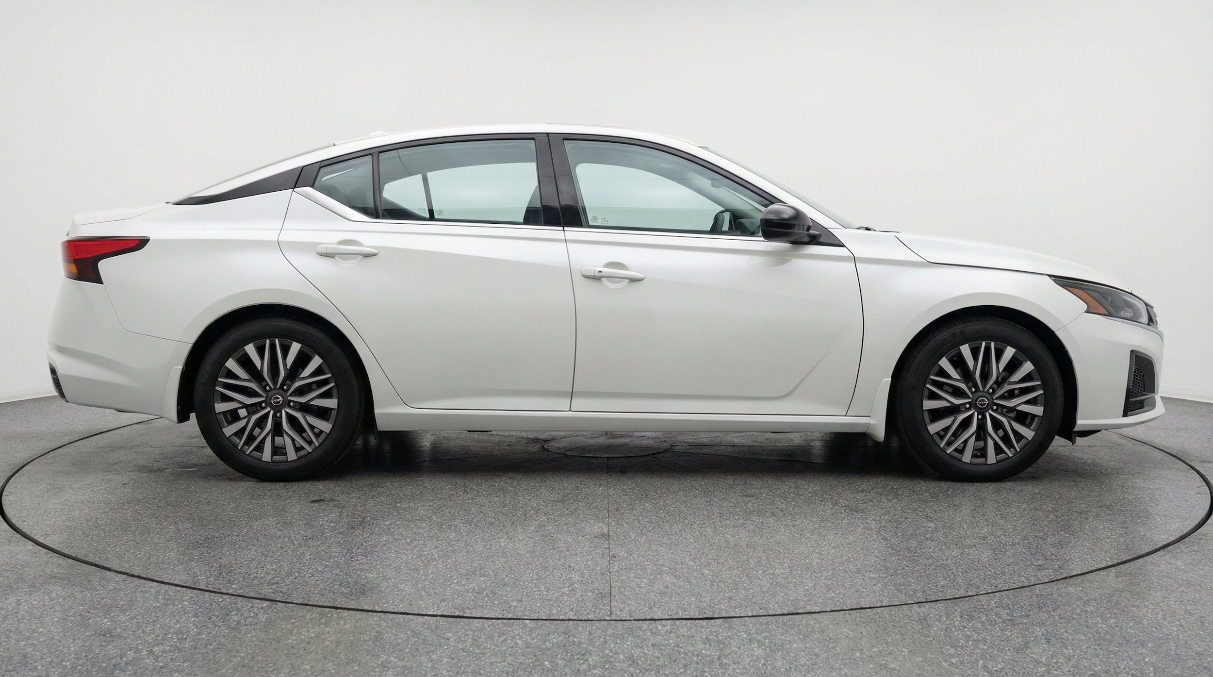 Thumbnail: 2026 Nissan Altima - 10