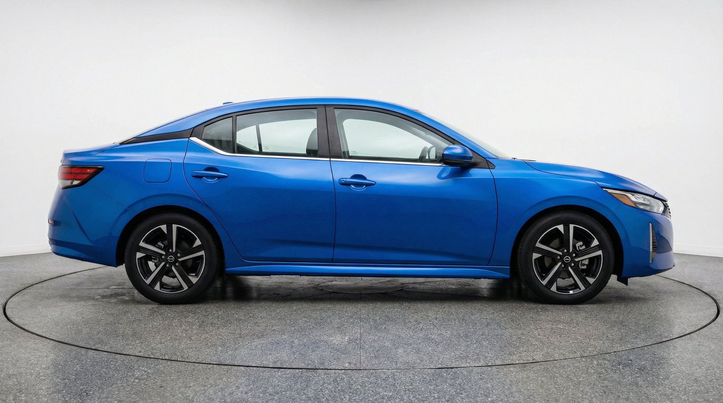 Thumbnail: 2025 Nissan Sentra - 10