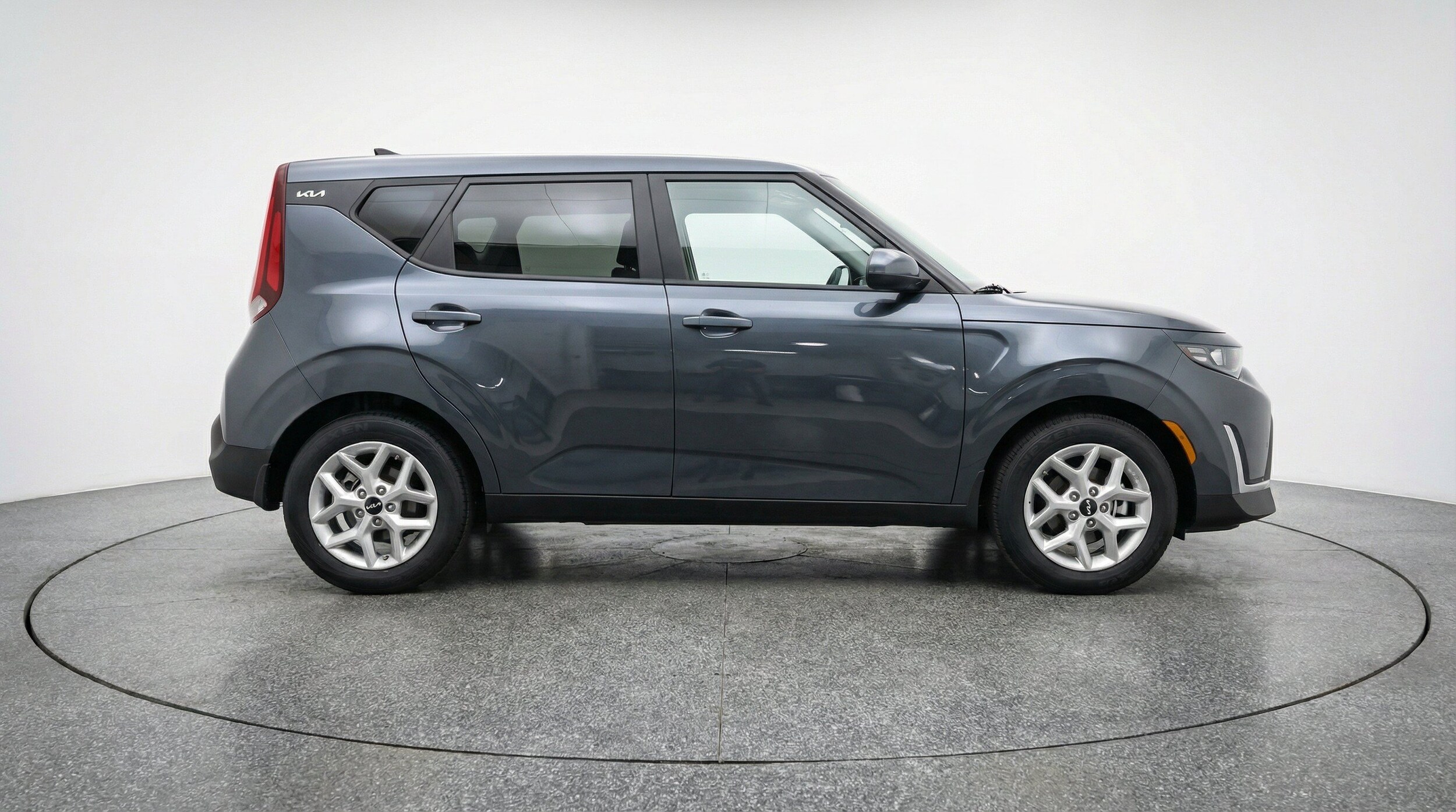 Thumbnail: 2025 Kia Soul - 10