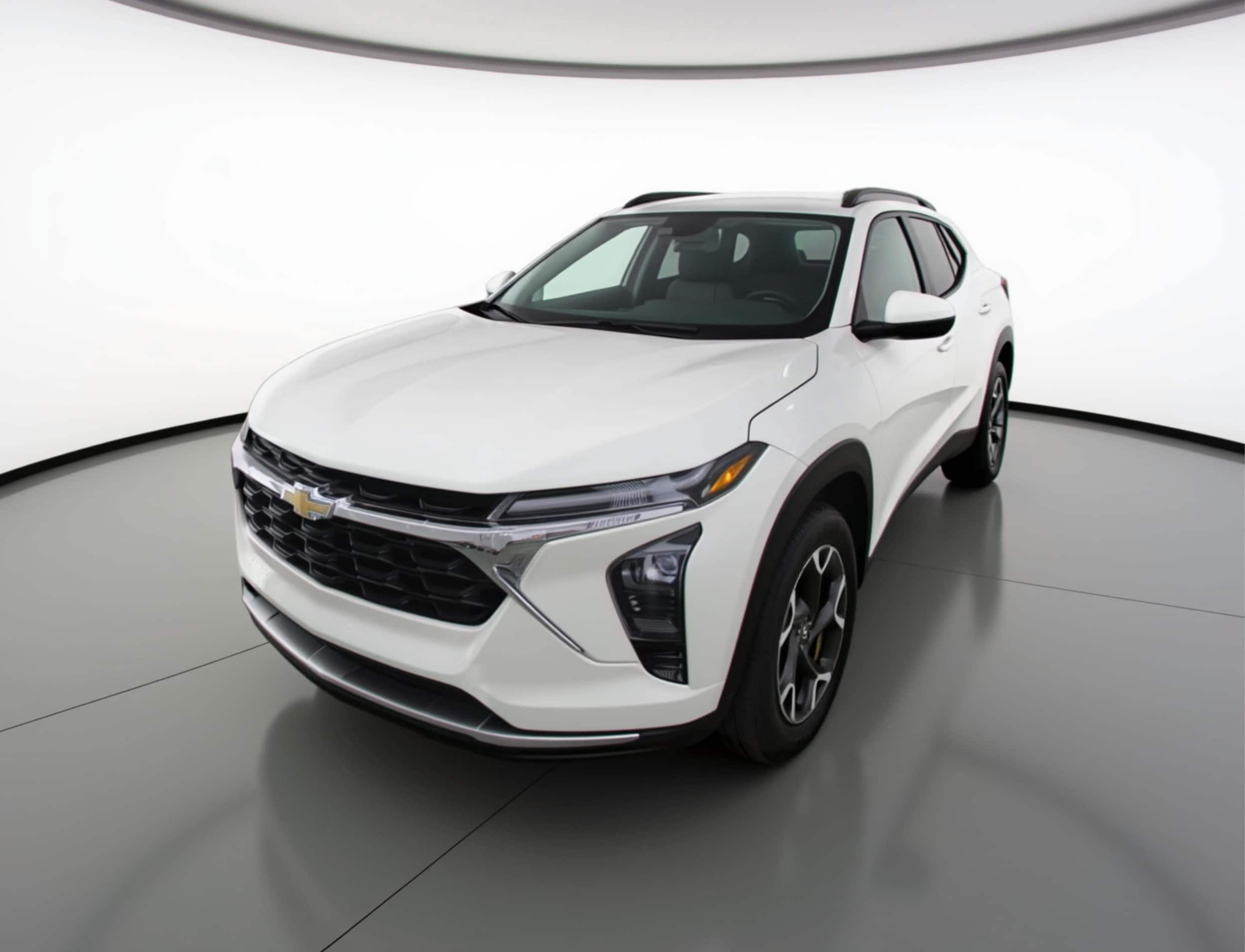 Thumbnail: 2025 Chevrolet Trax - 3