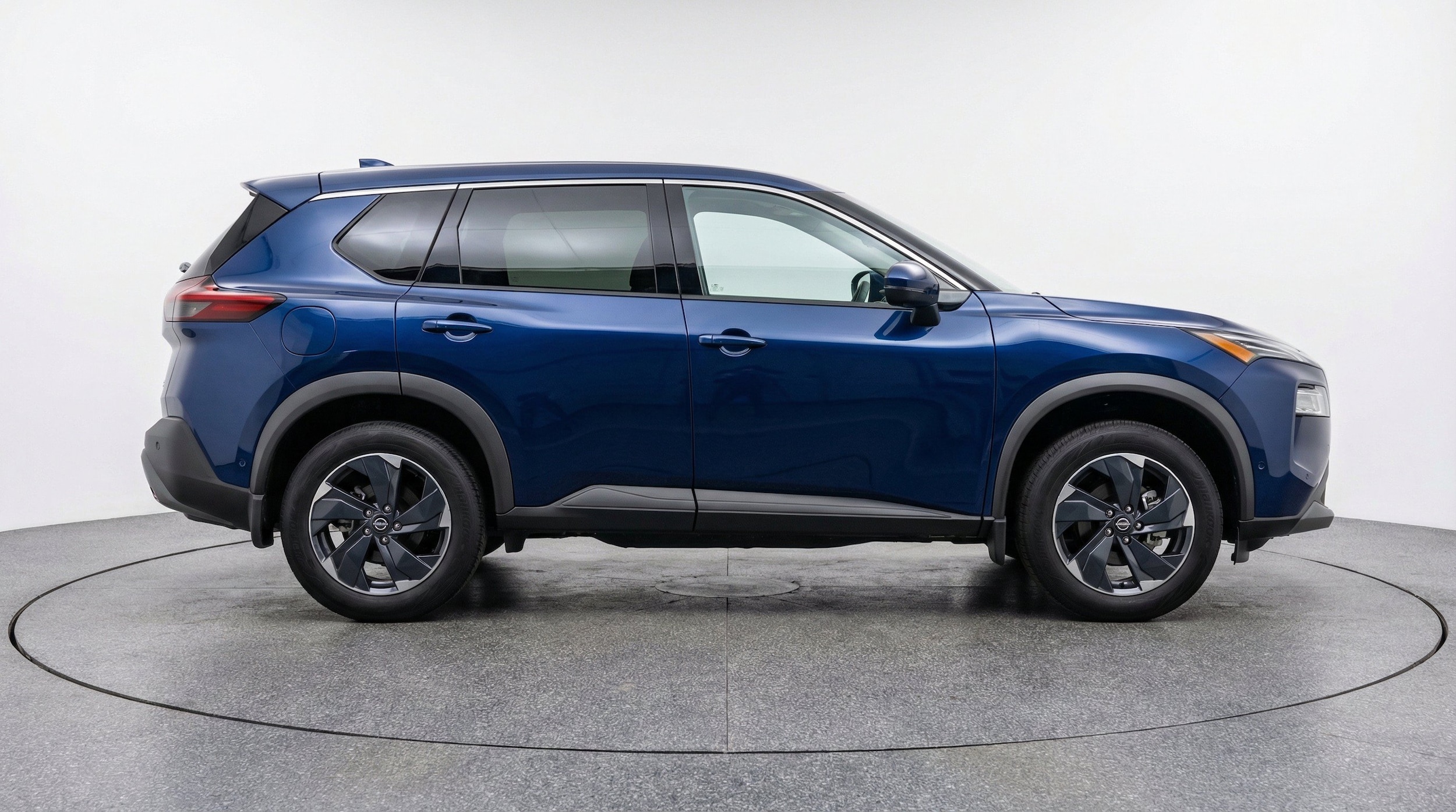 Thumbnail: 2025 Nissan Rogue - 10