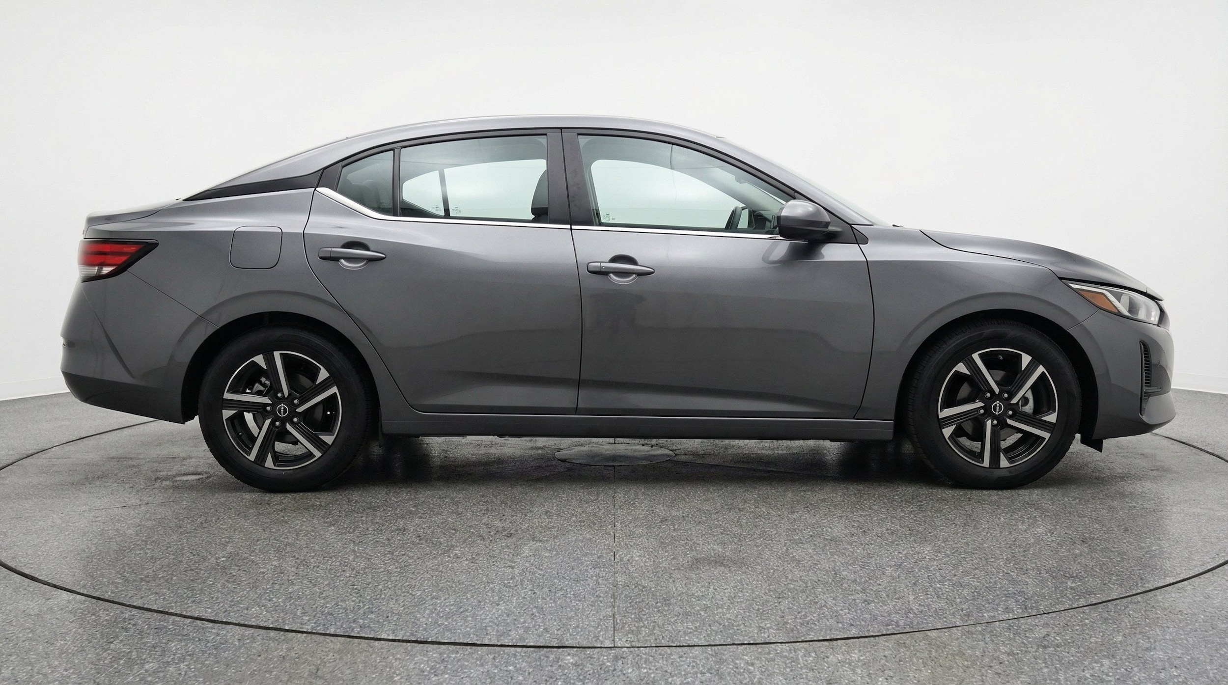 Thumbnail: 2025 Nissan Sentra - 10