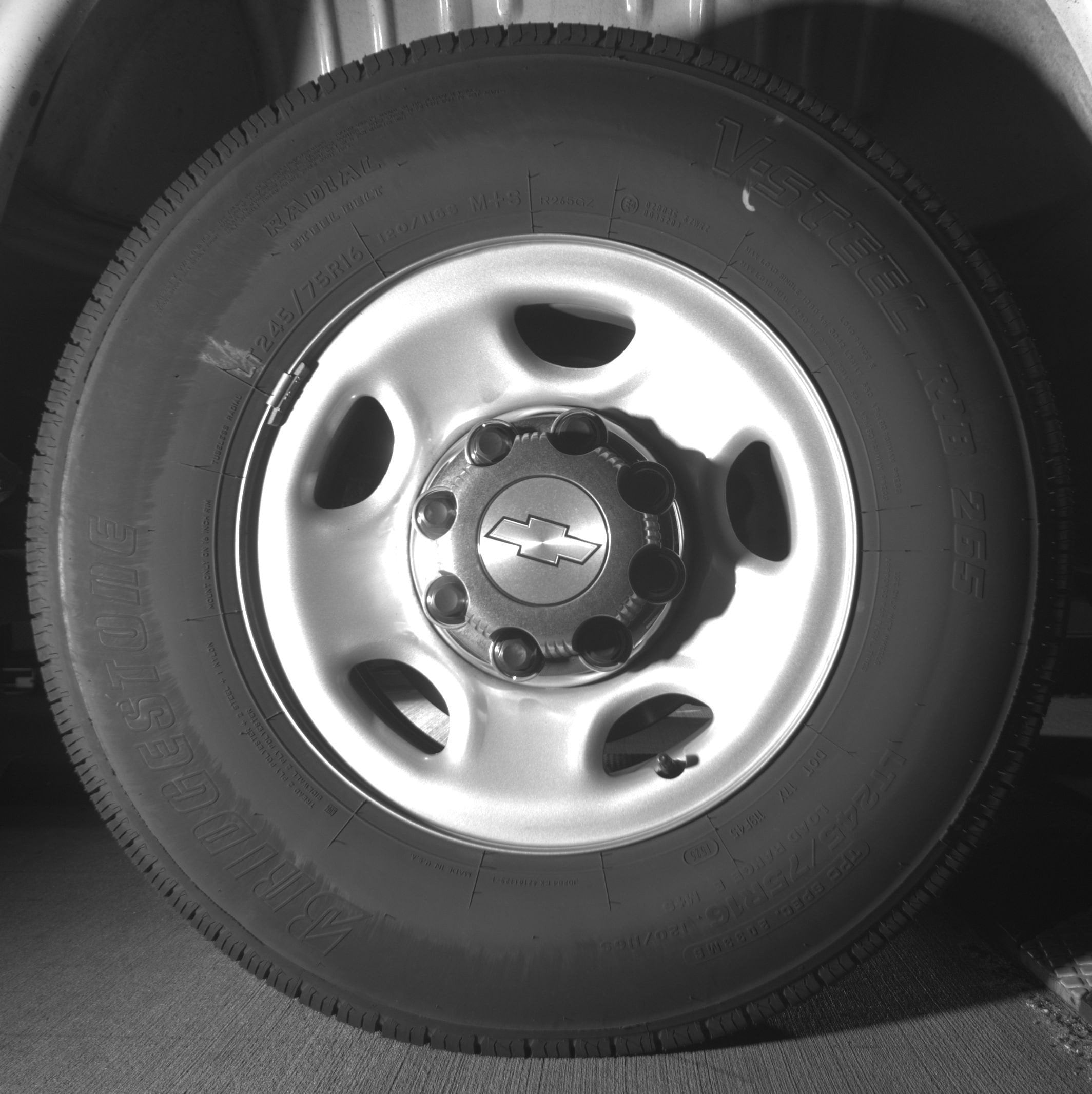 Thumbnail: 2025 Chevrolet Express - 15