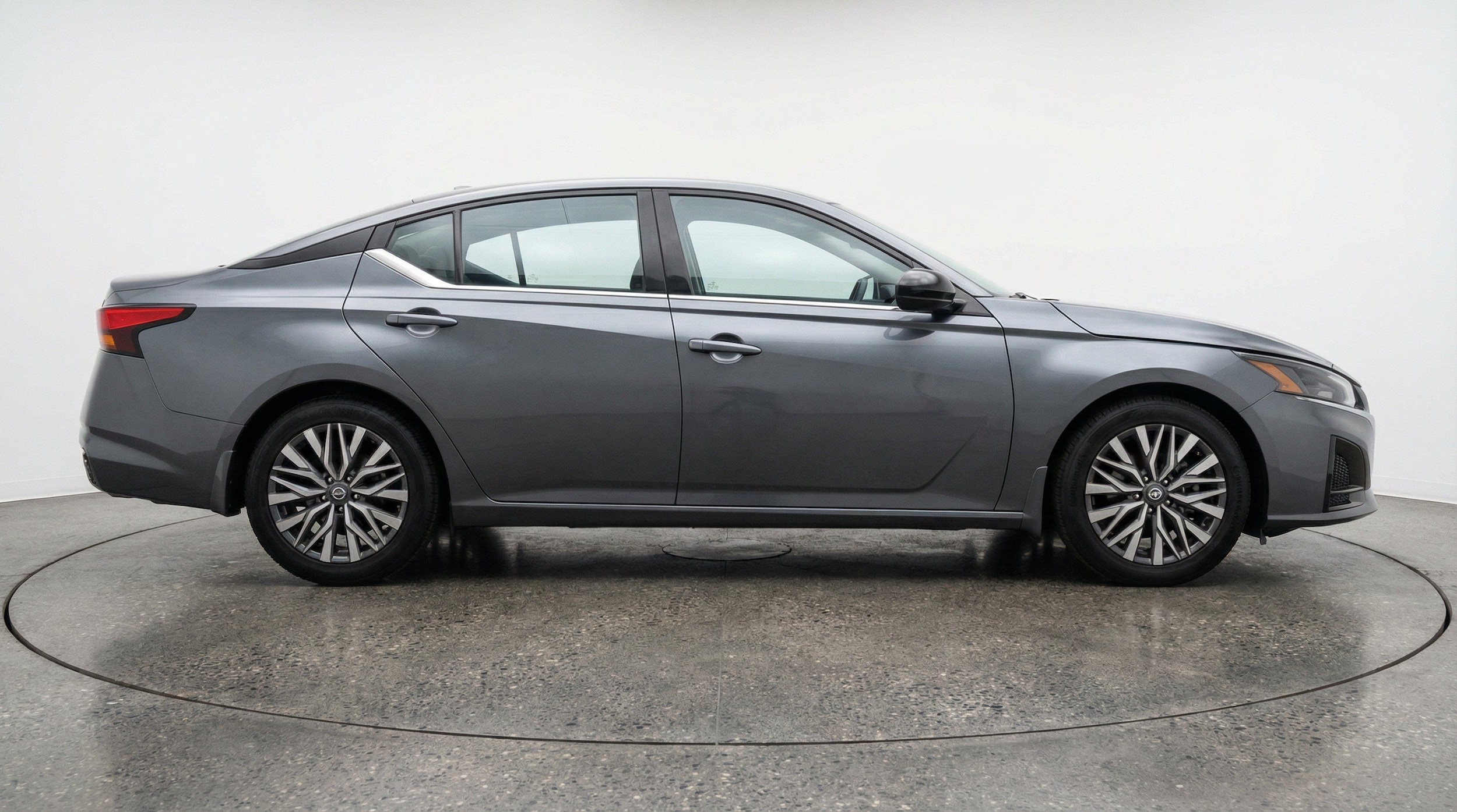 Thumbnail: 2025 Nissan Altima - 10